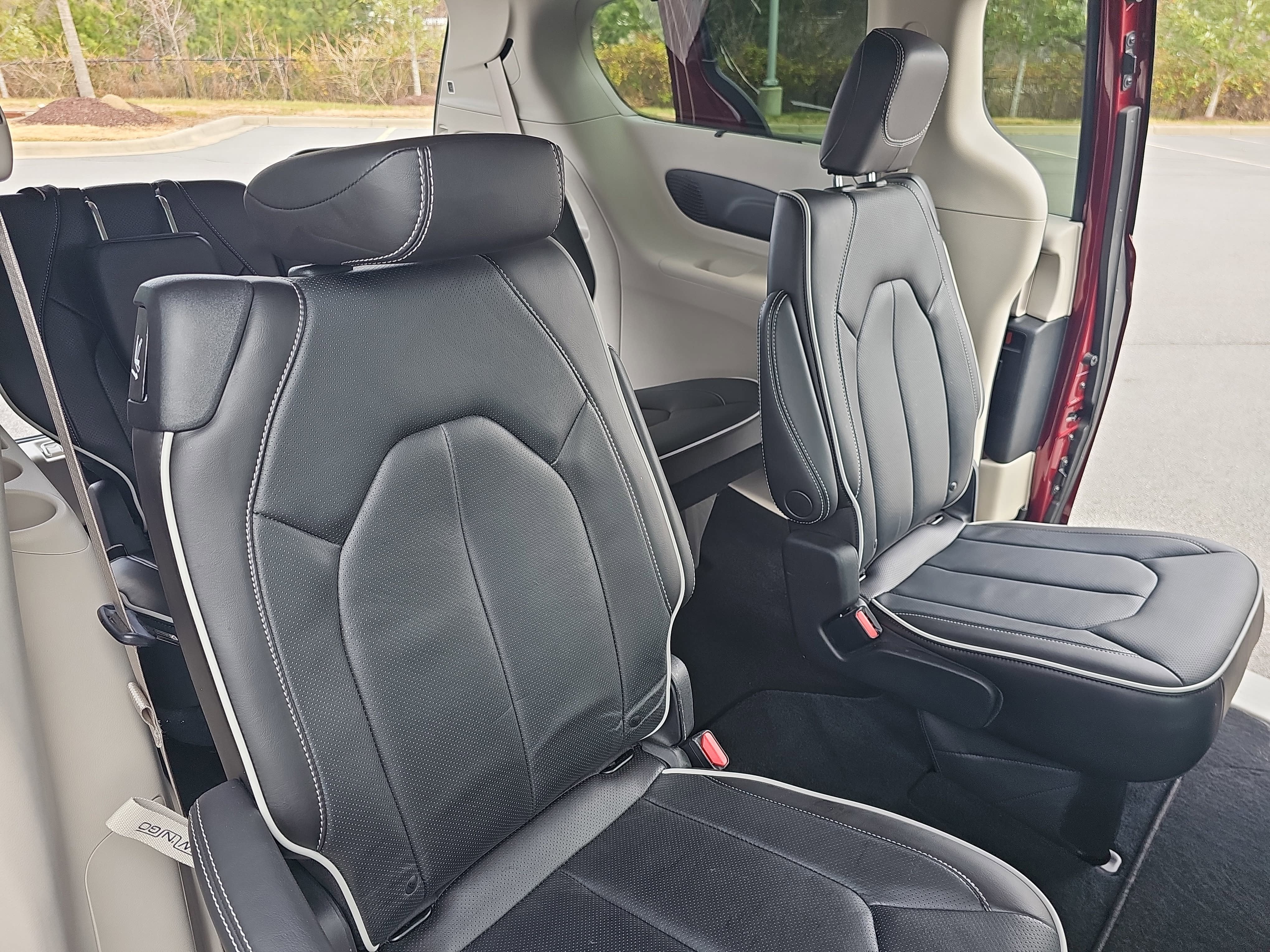 2023 Chrysler Pacifica Limited AWD