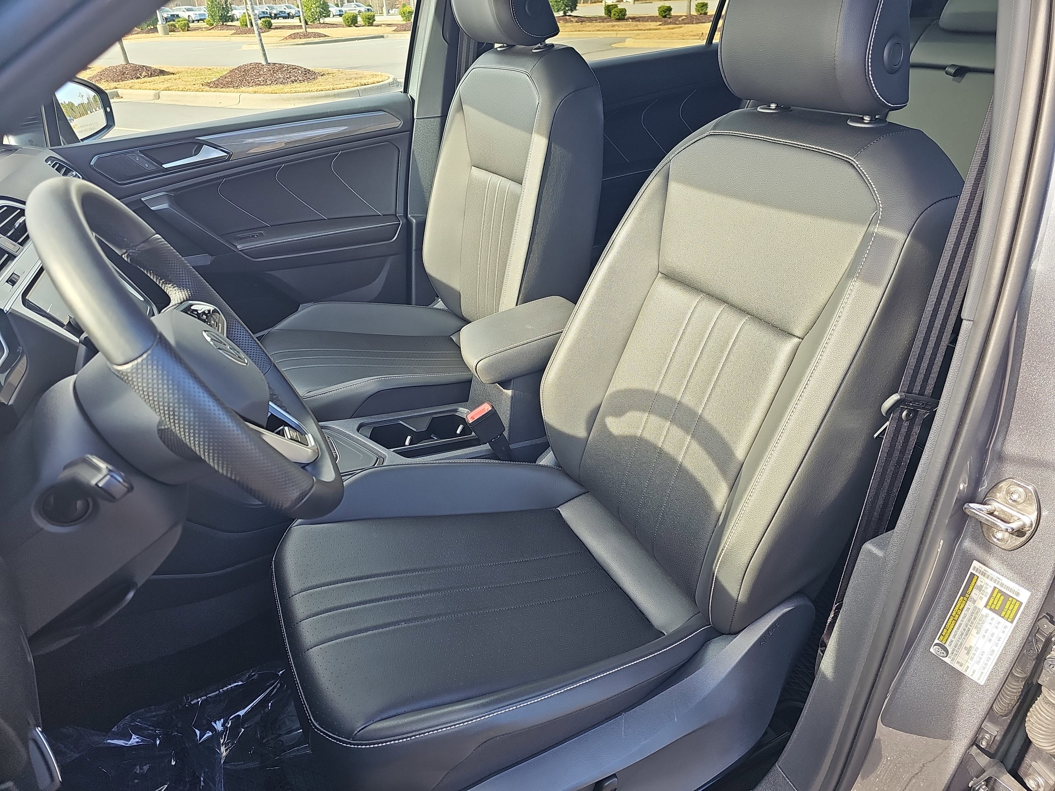 2024 Volkswagen Tiguan 2.0T SE R-Line Black FWD