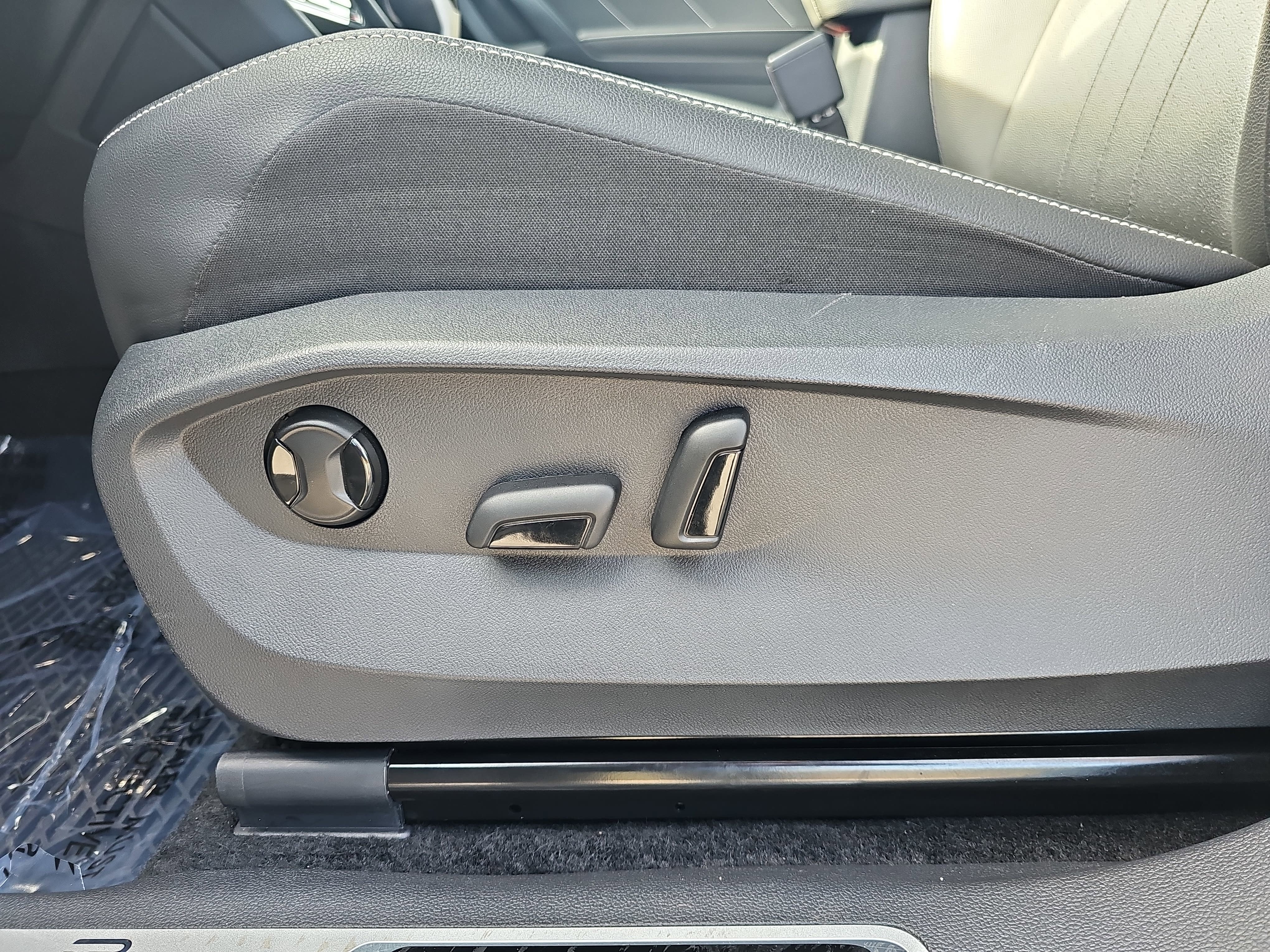 2024 Volkswagen Tiguan 2.0T SE R-Line Black FWD