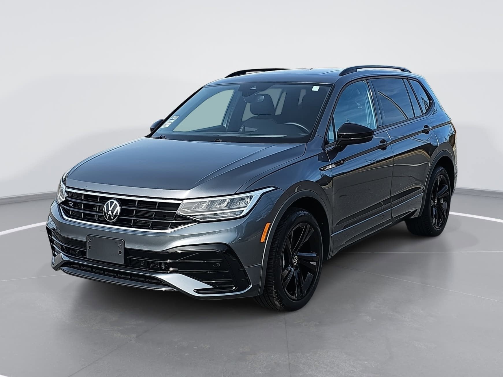 2024 Volkswagen Tiguan 2.0T SE R-Line Black FWD