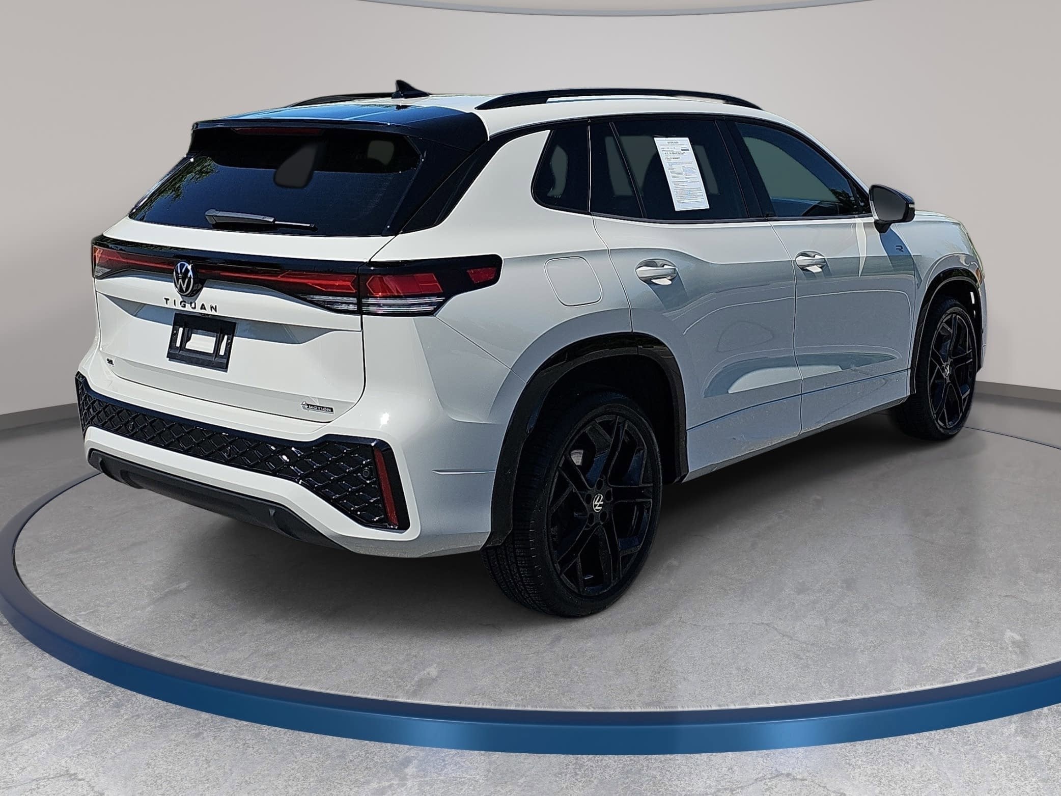2025 Volkswagen Tiguan 2.0T SE R-Line Black 4MOTION