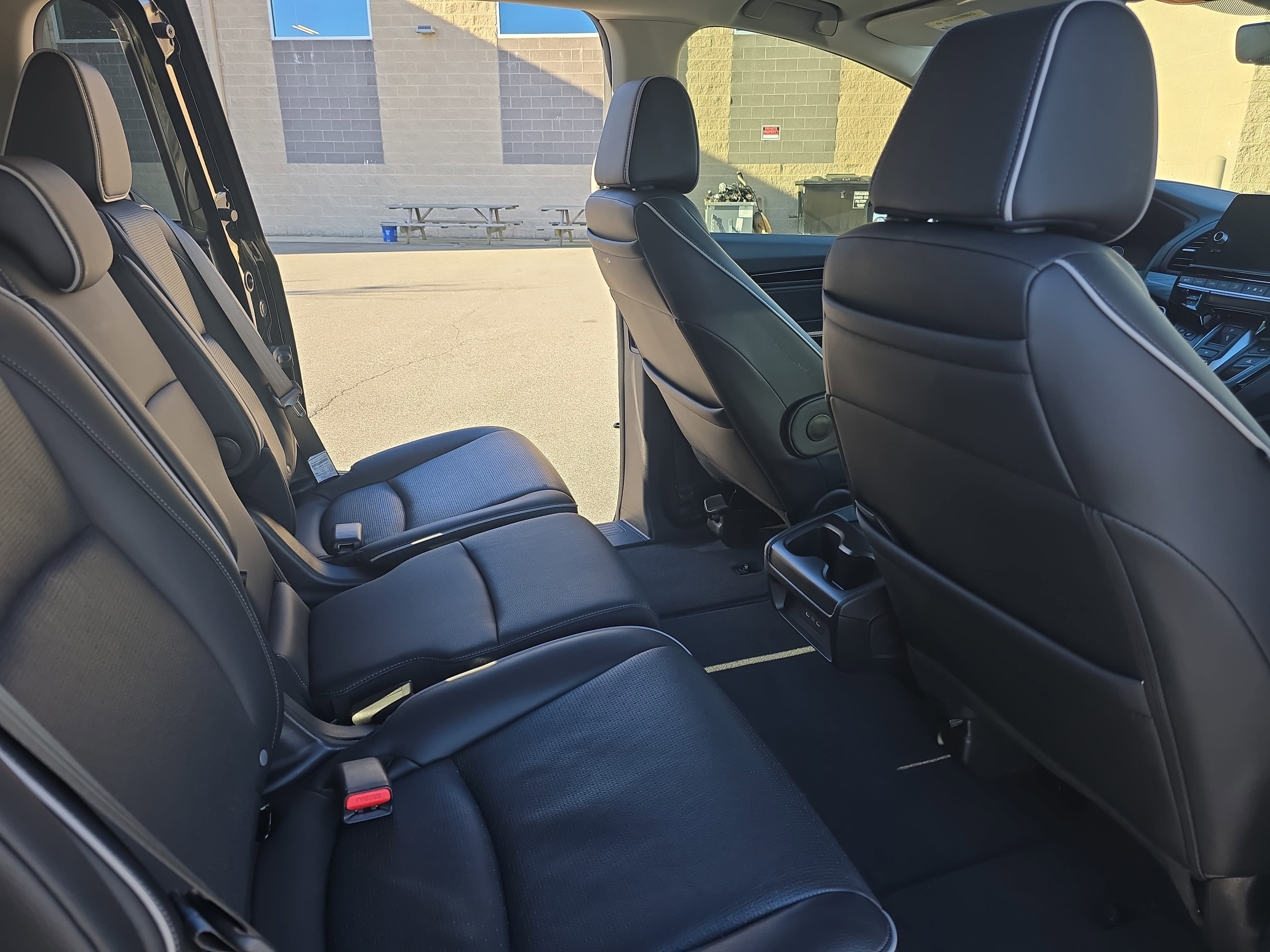 2025 Honda Odyssey Elite Auto