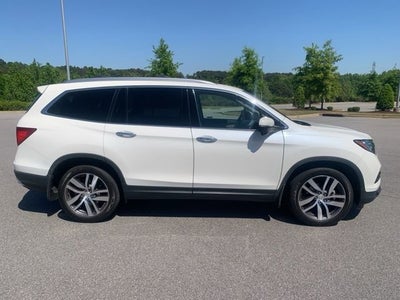 2018 Honda Pilot Touring 2WD