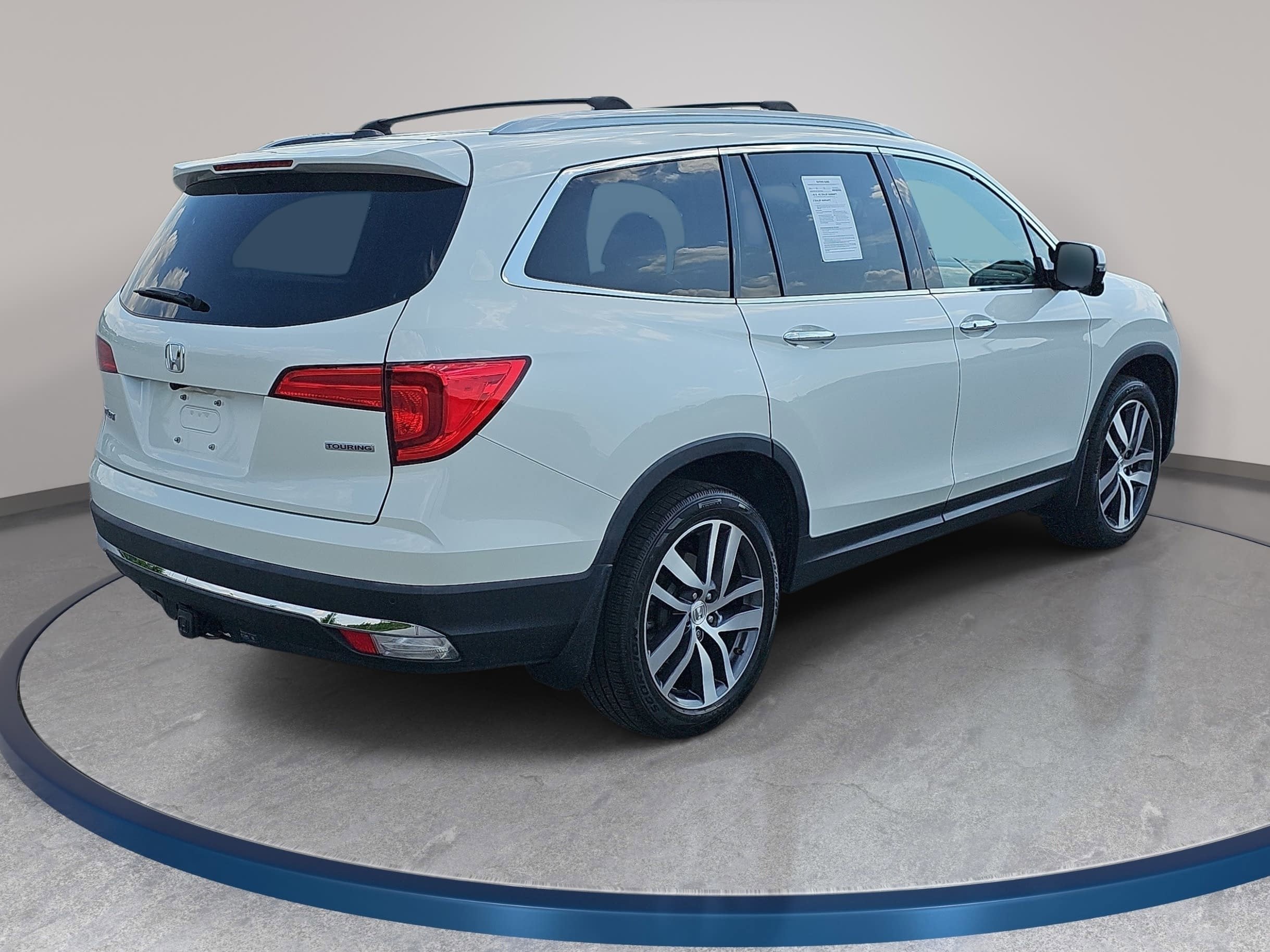 2018 Honda Pilot Touring 2WD