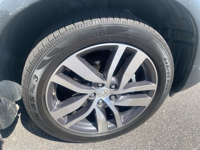 2018 Honda Pilot Touring 2WD