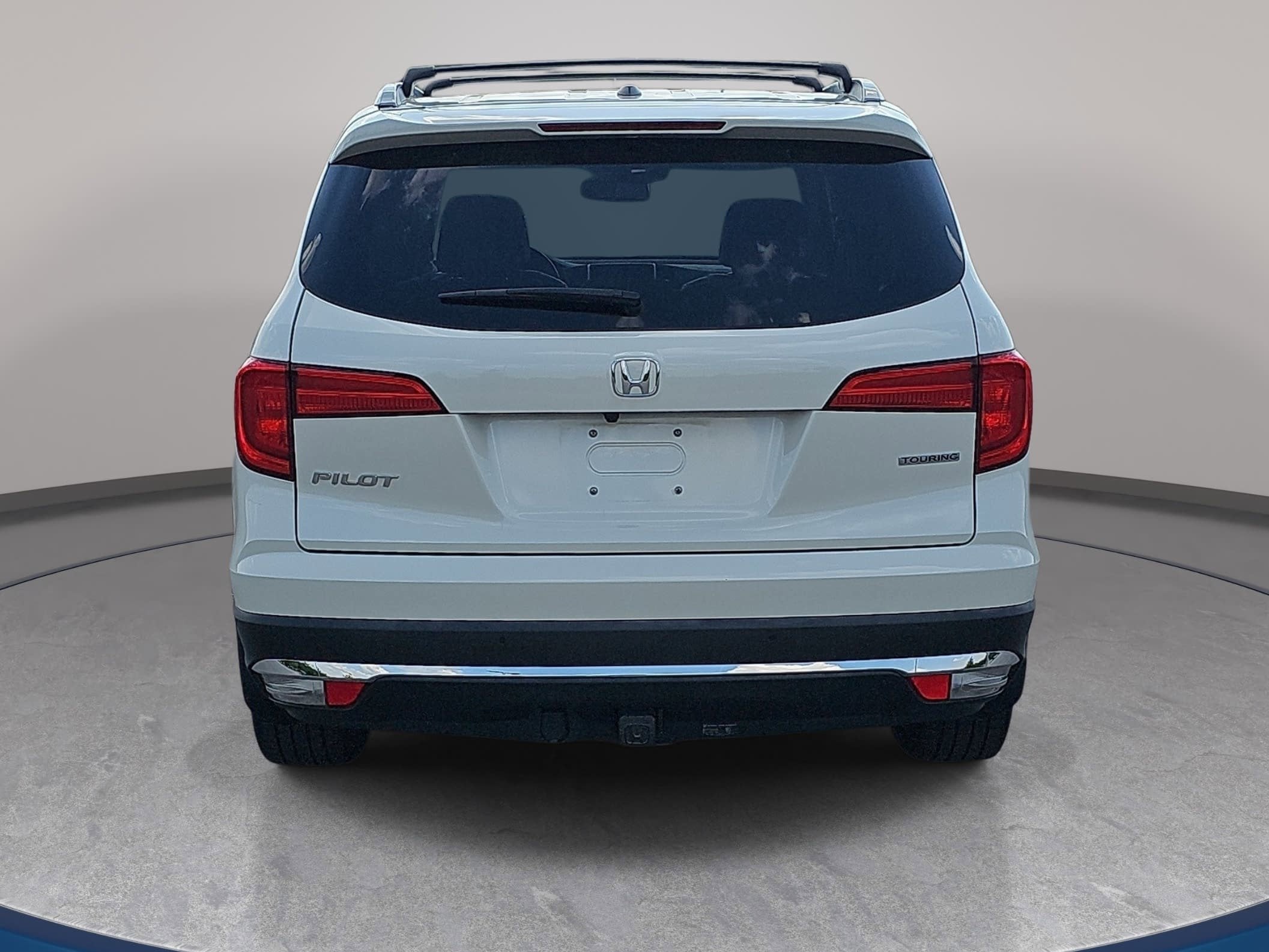 2018 Honda Pilot Touring 2WD