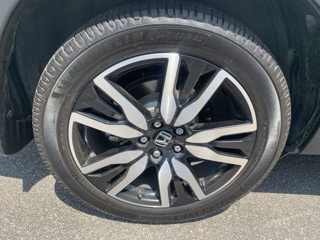 2021 Honda Pilot Touring 7-Passenger AWD