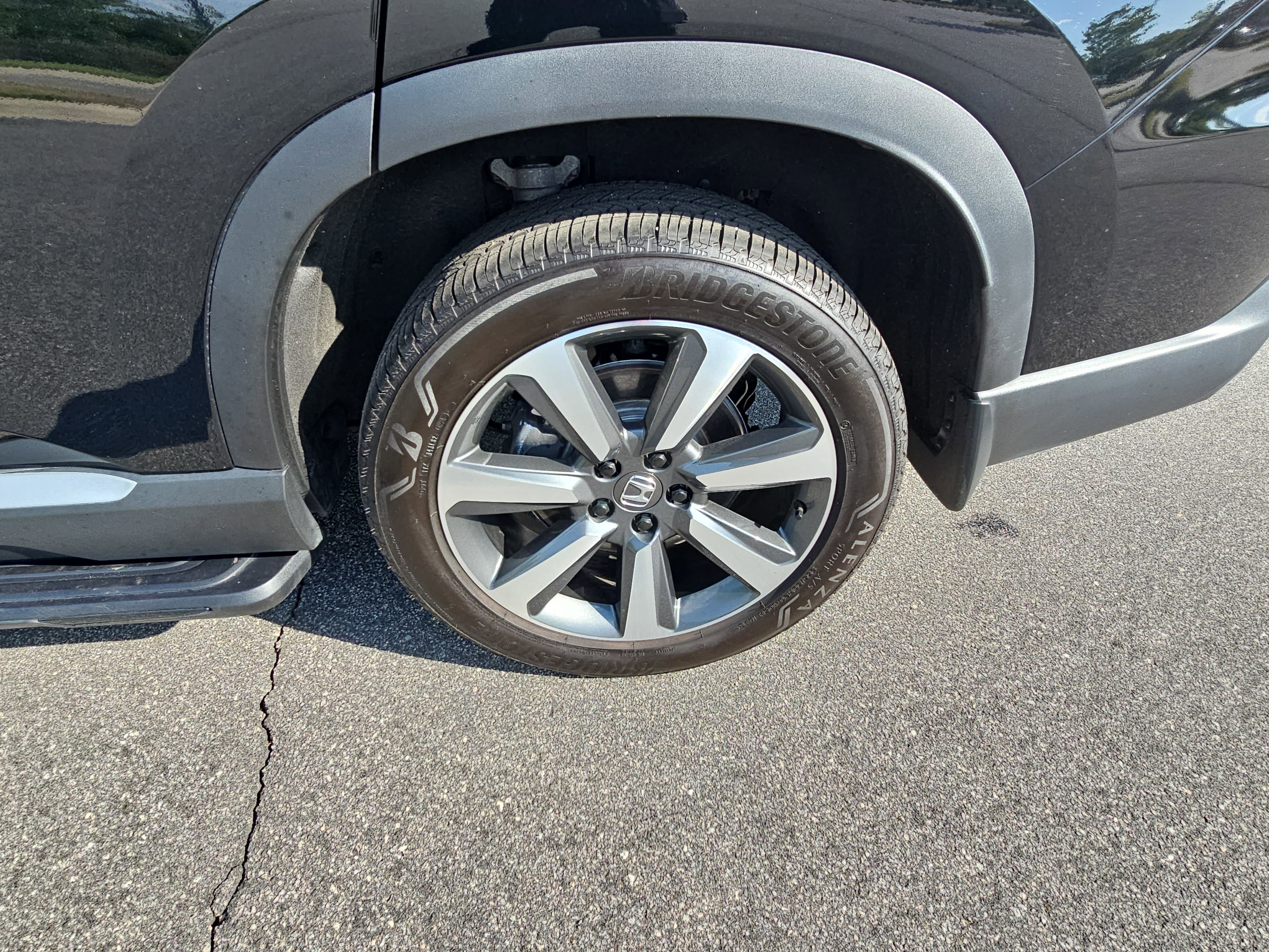 2025 Honda Pilot Elite AWD