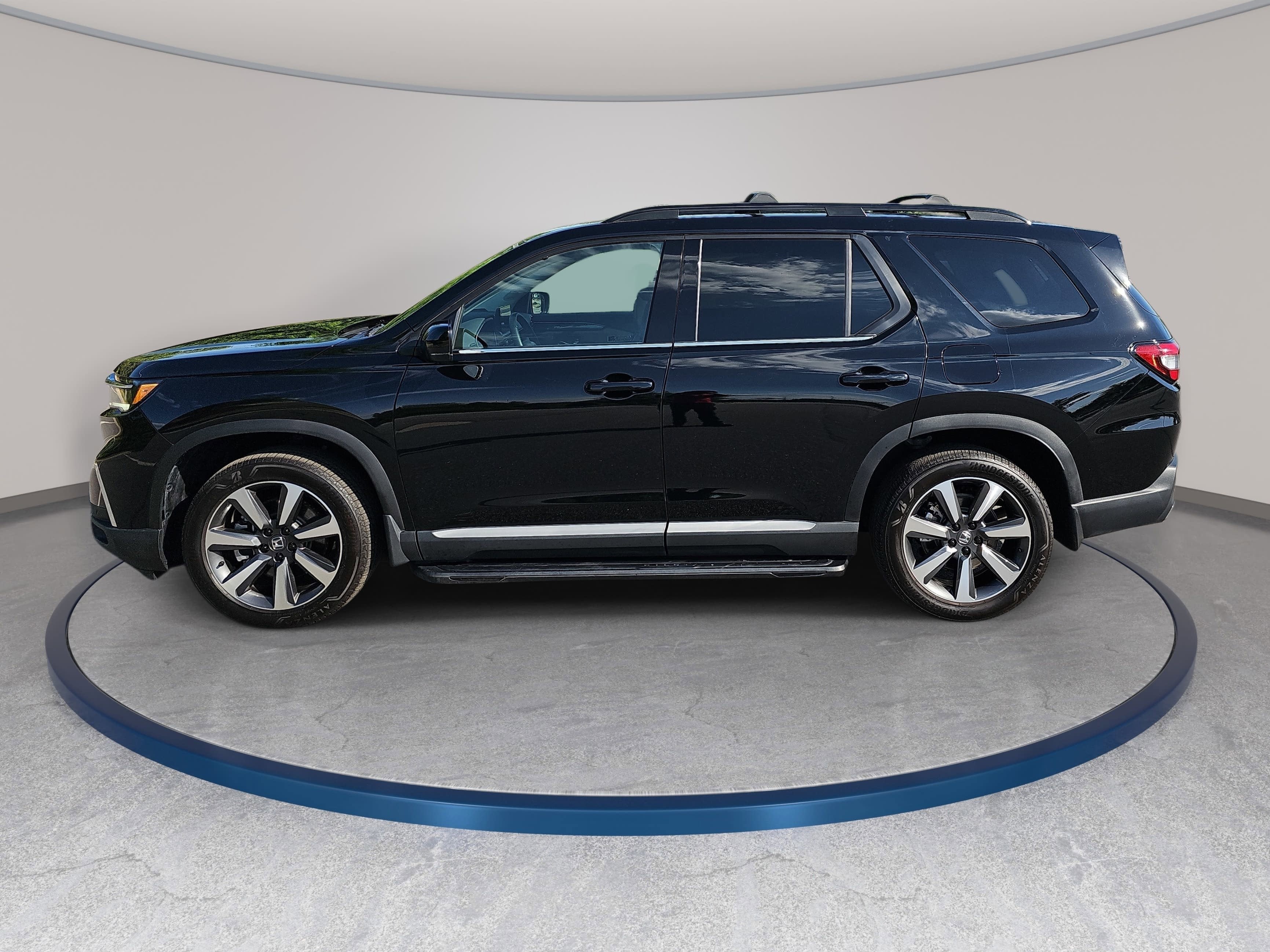 2025 Honda Pilot Elite AWD