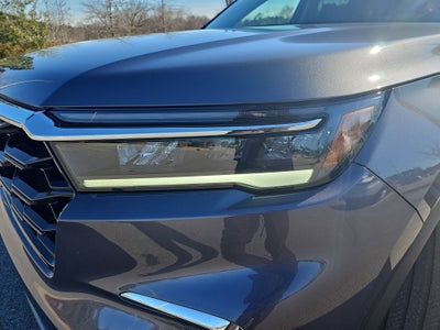 2025 Honda Pilot Touring 2WD