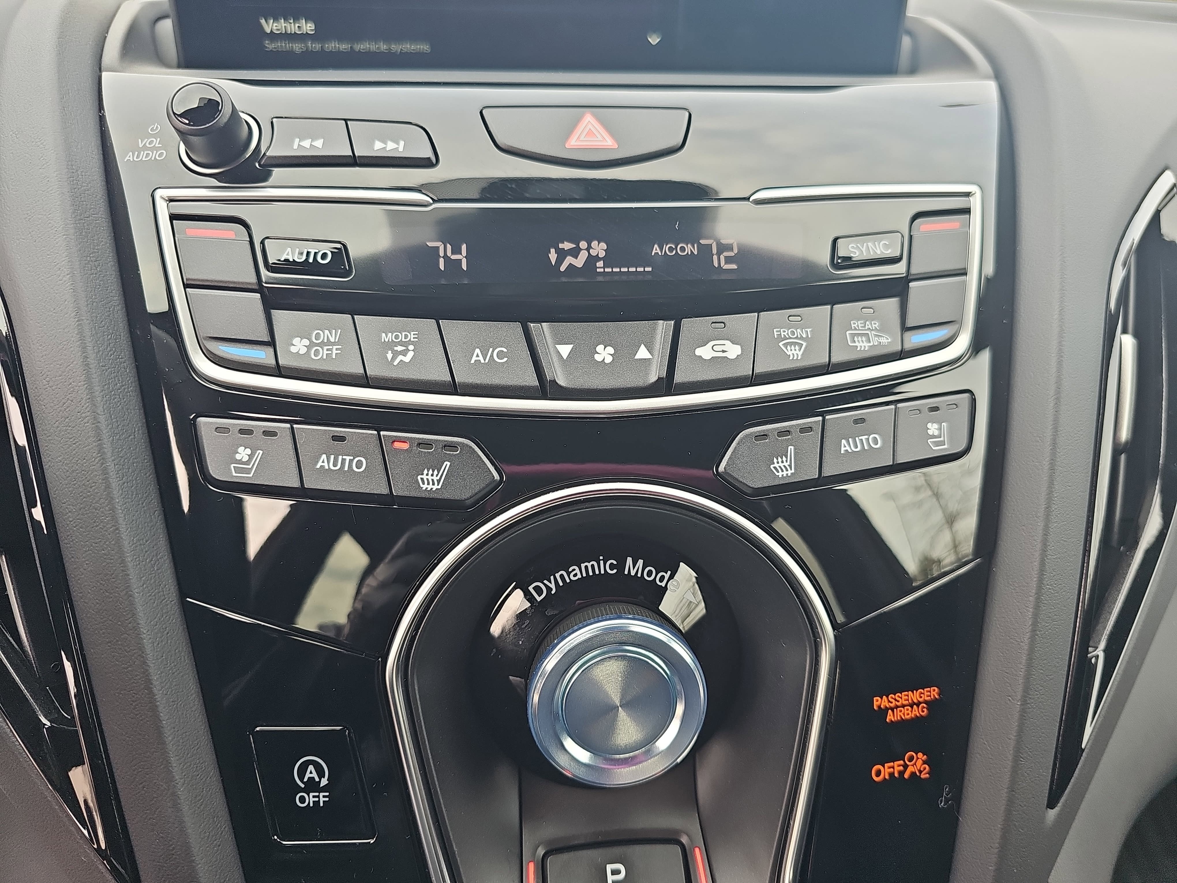 2025 Acura RDX SH-AWD w/A-Spec Advance Package