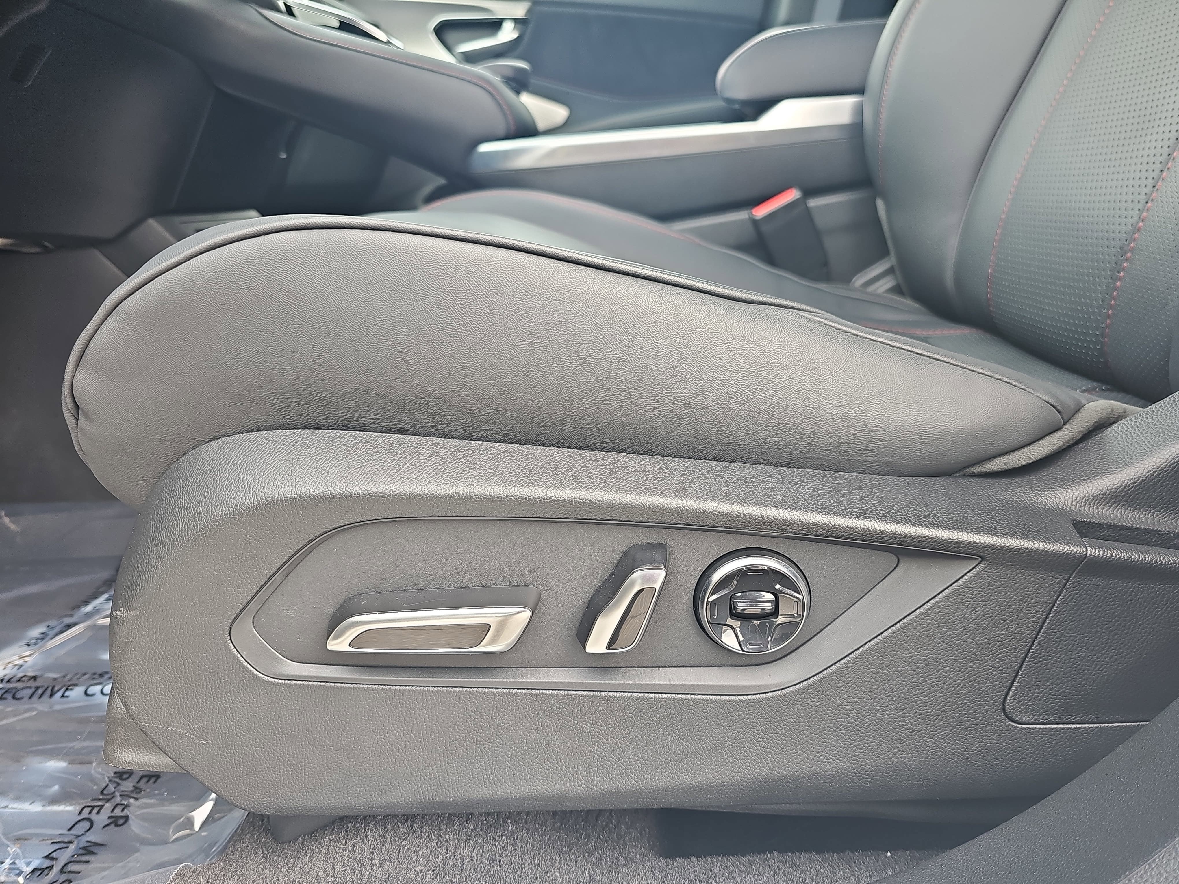 2025 Acura RDX SH-AWD w/A-Spec Advance Package