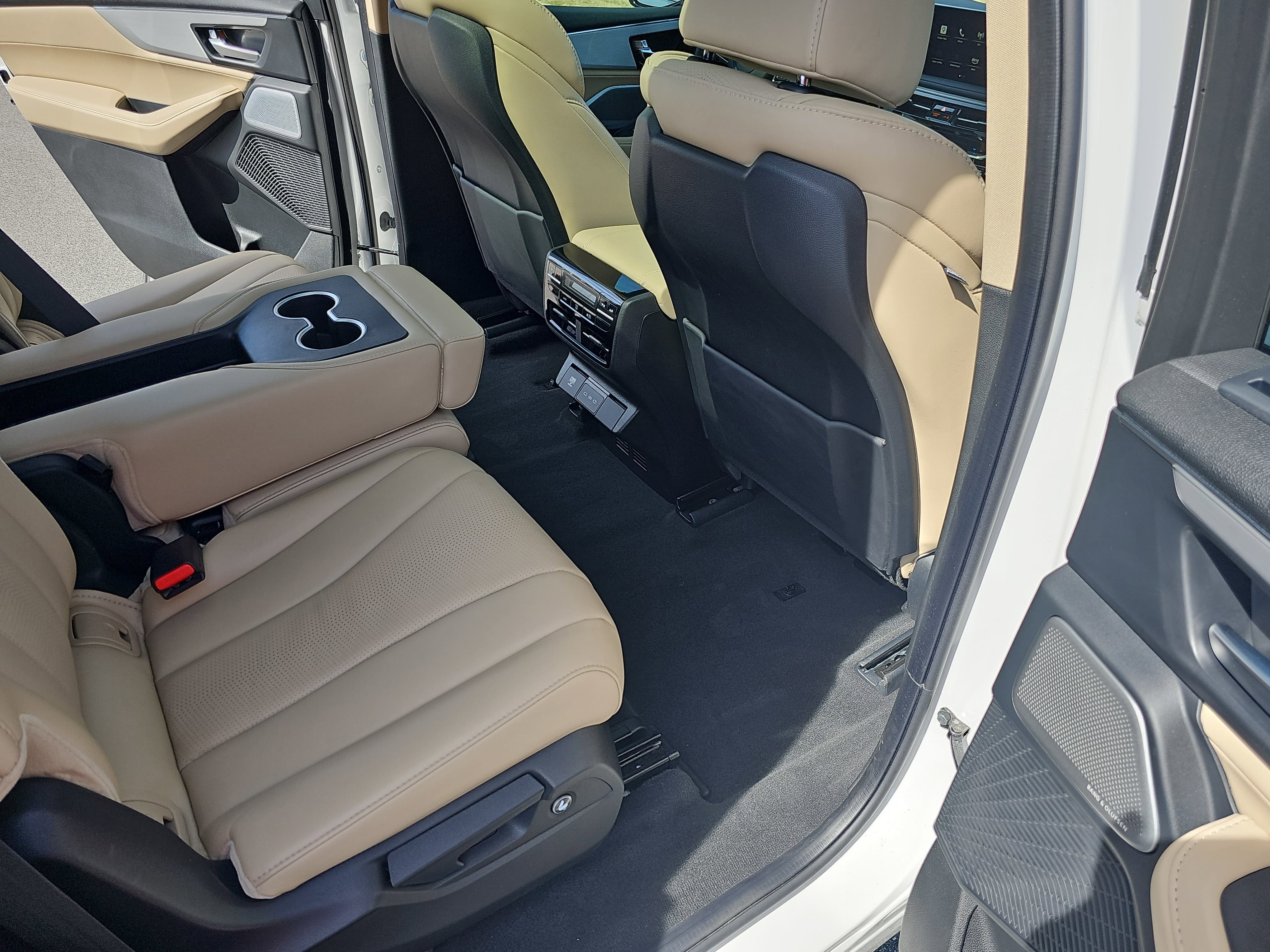 2025 Acura MDX SH-AWD w/Technology Package