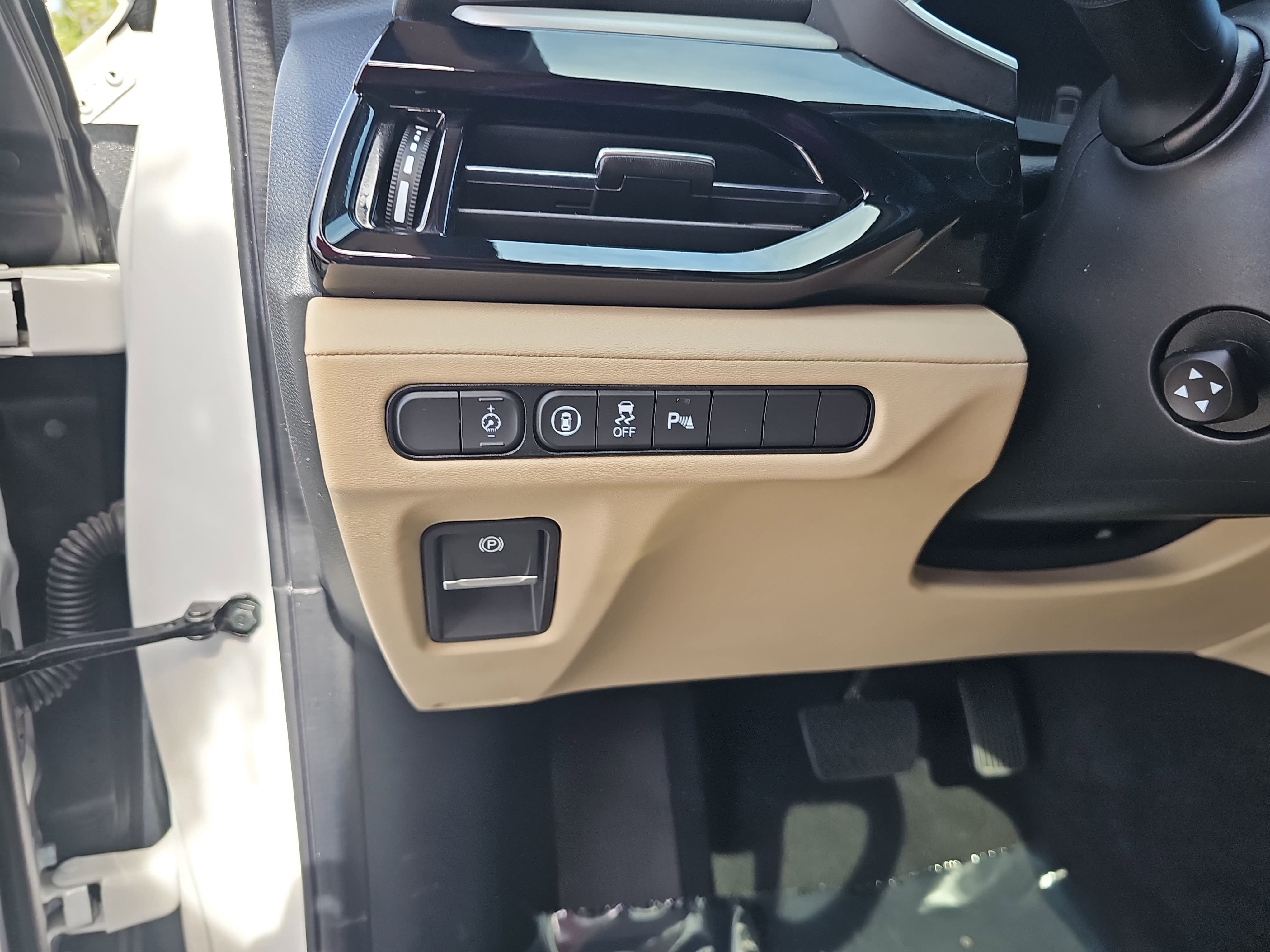 2025 Acura MDX SH-AWD w/Technology Package