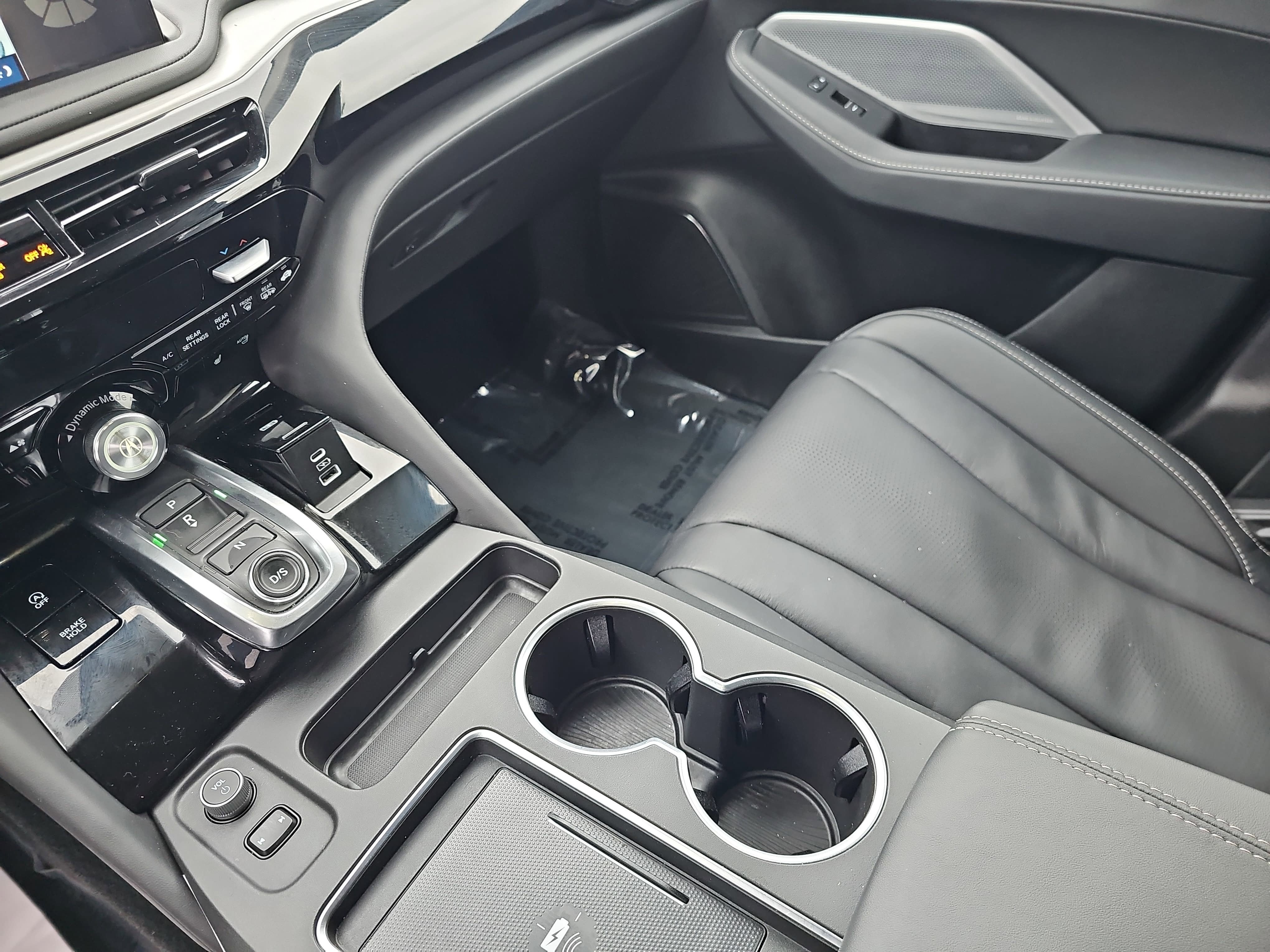 2025 Acura MDX SH-AWD w/Technology Package