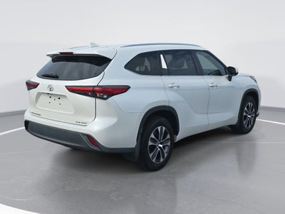 2021 Toyota Highlander XLE AWD