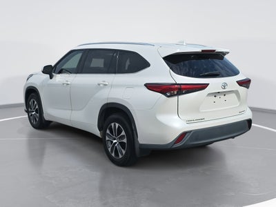 2021 Toyota Highlander XLE AWD