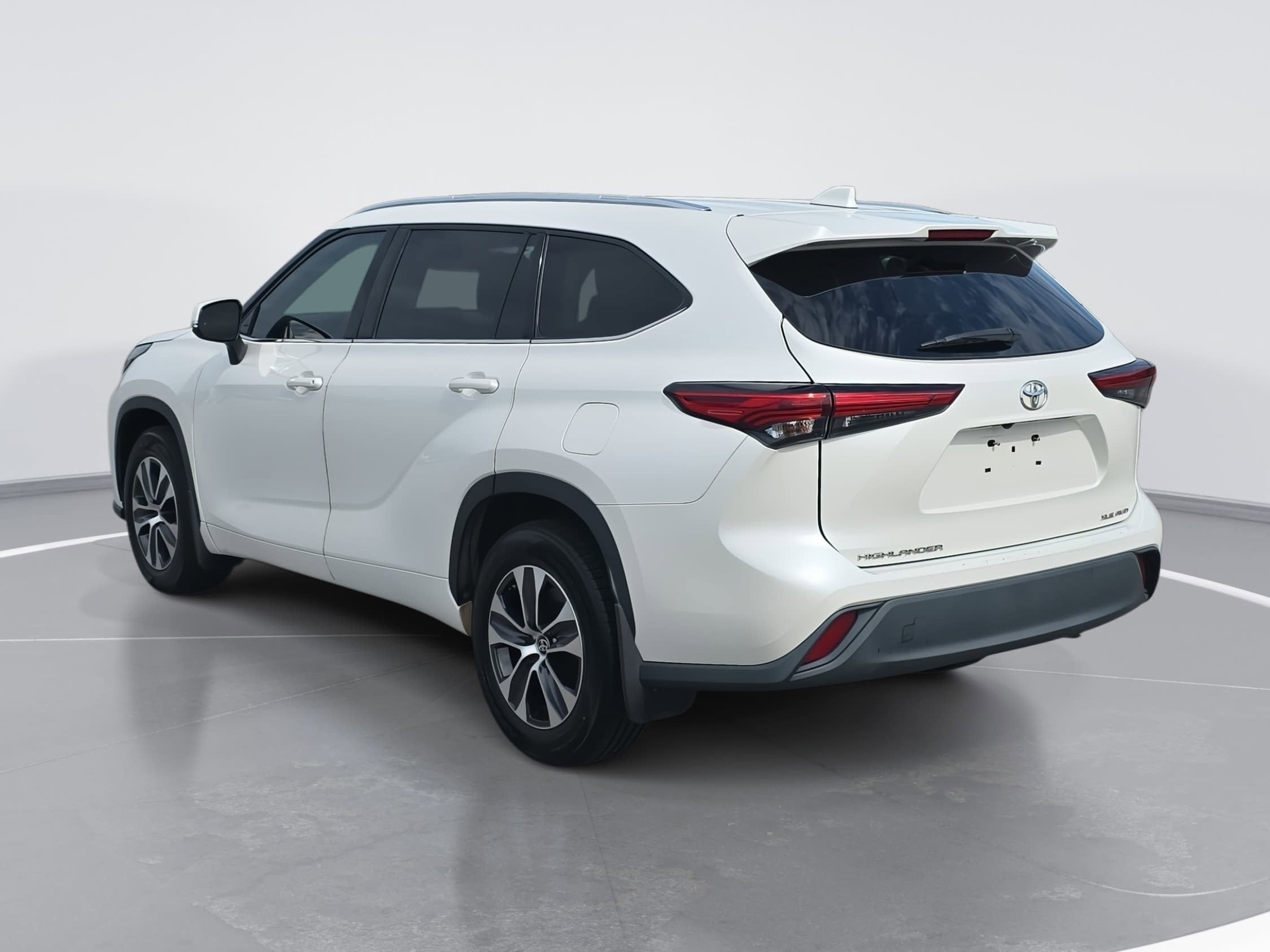 2021 Toyota Highlander XLE AWD