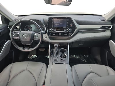 2021 Toyota Highlander XLE AWD