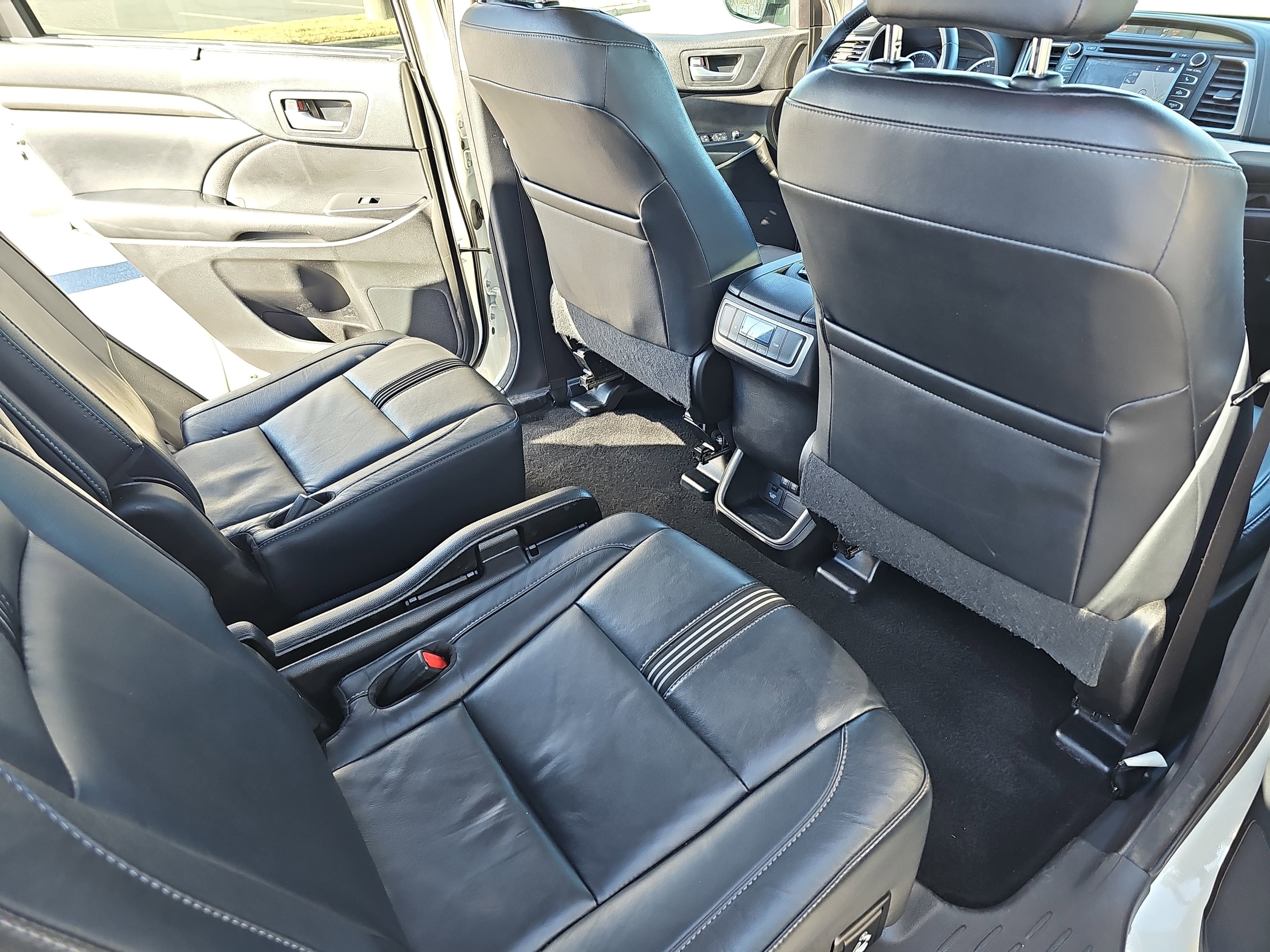 2017 Toyota Highlander SE V6 AWD