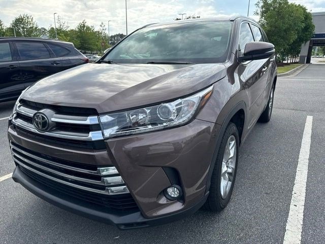 2017 Toyota Highlander Limited V6 FWD