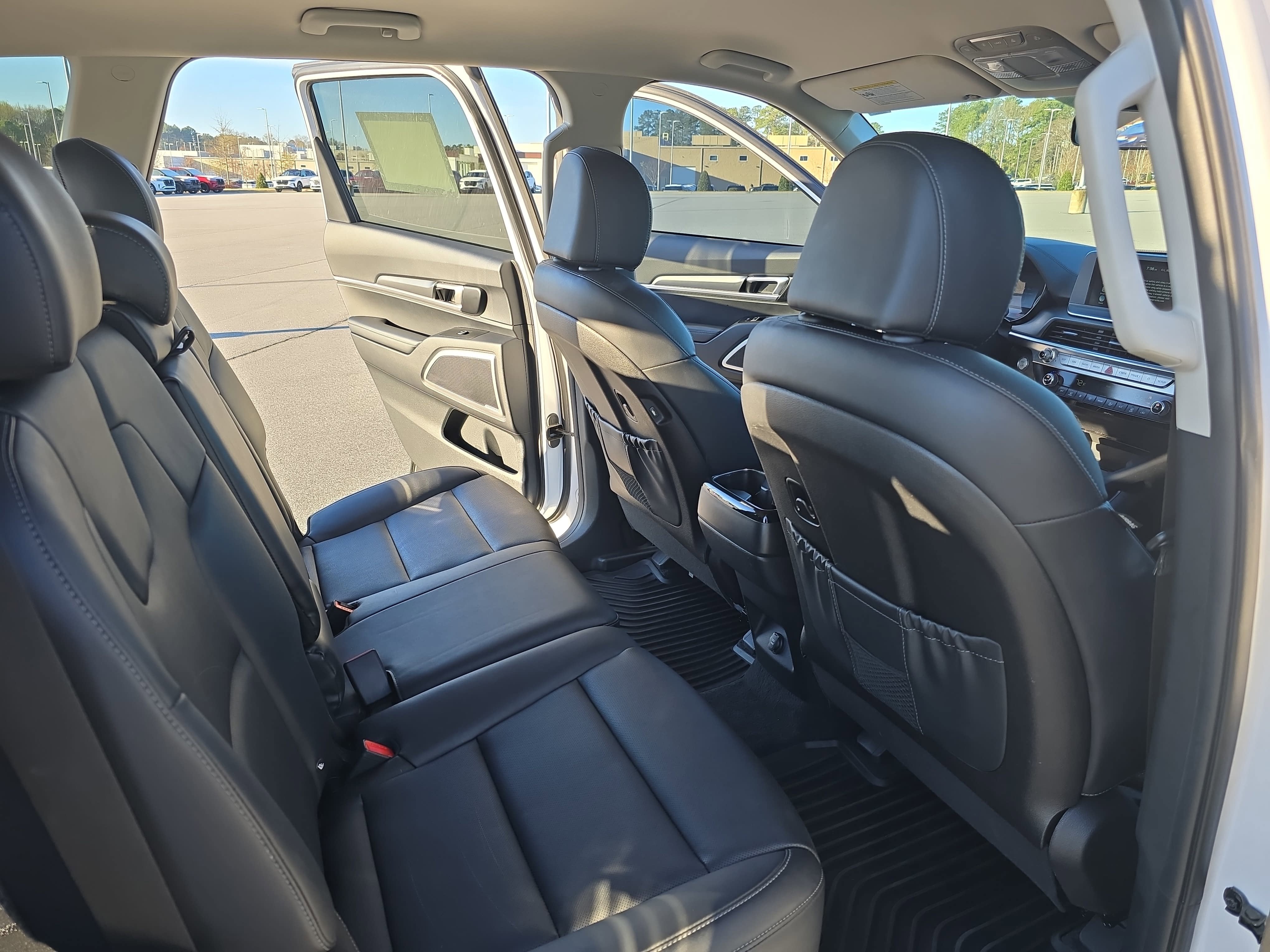 2022 Kia Telluride LX FWD