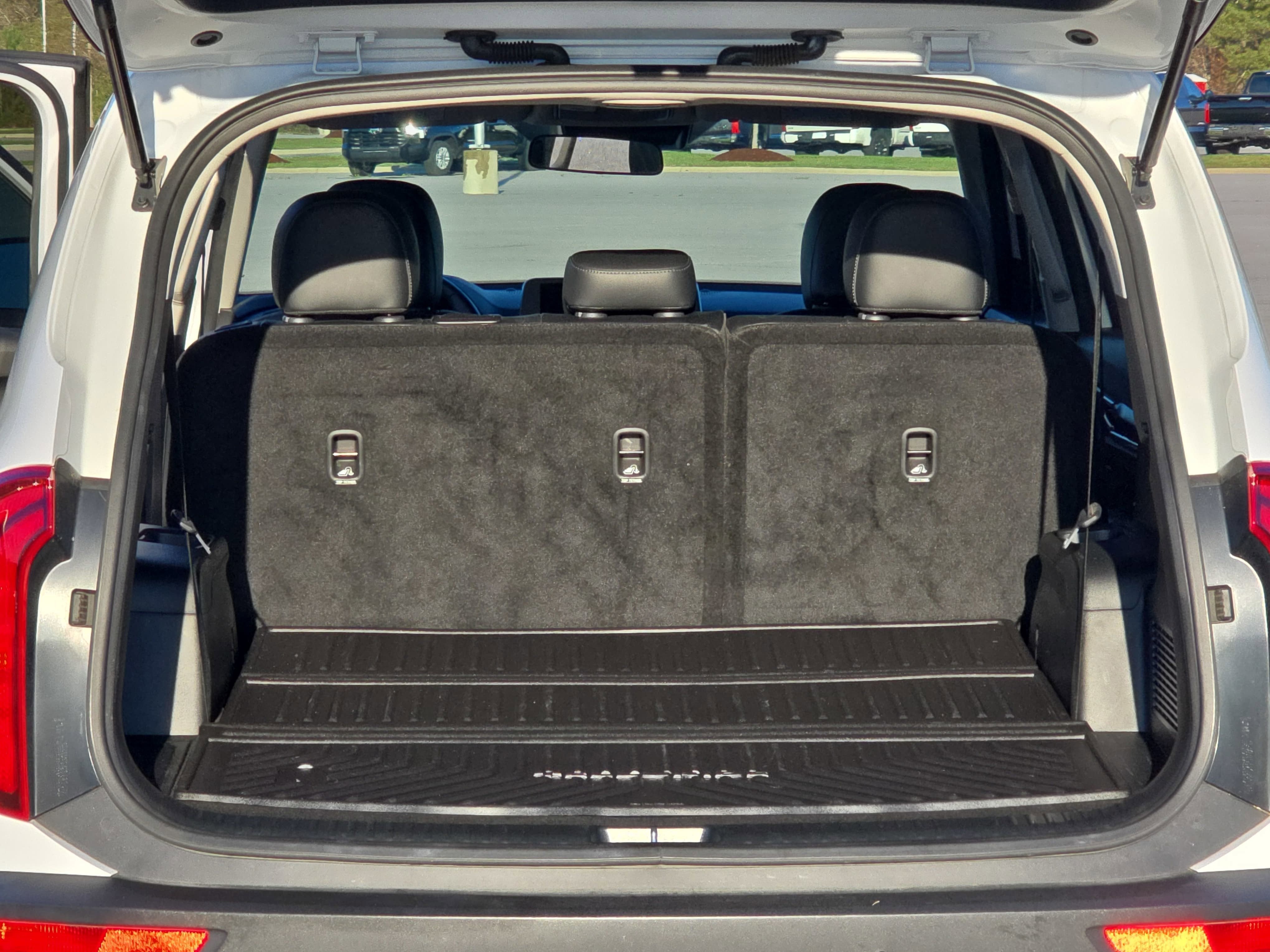 2022 Kia Telluride LX FWD