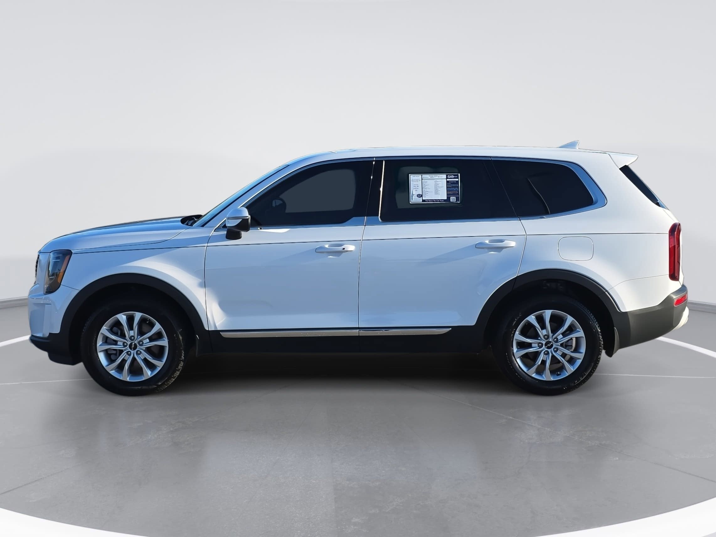 2022 Kia Telluride LX FWD