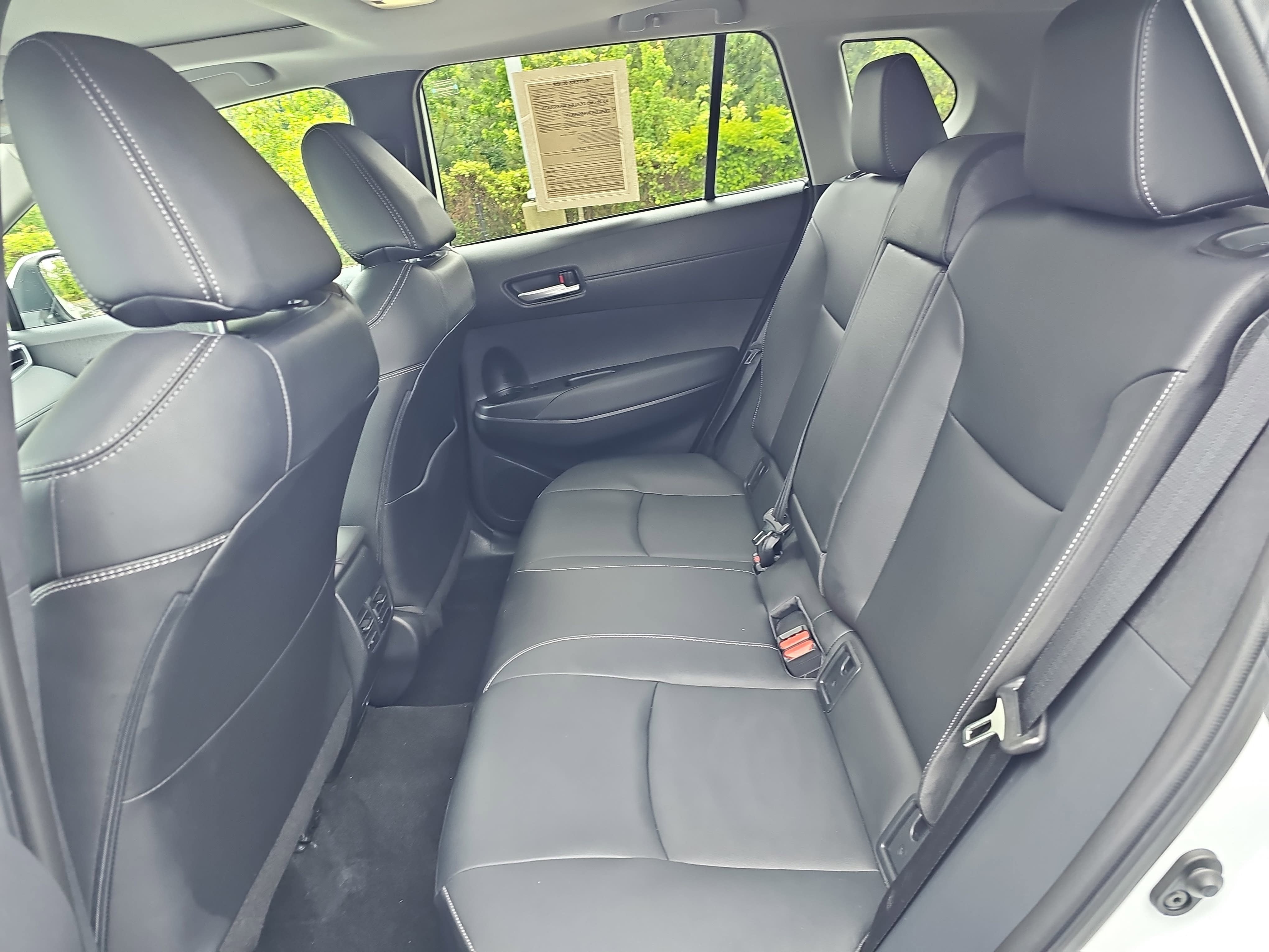 2023 Toyota Corolla Cross XLE 4WD