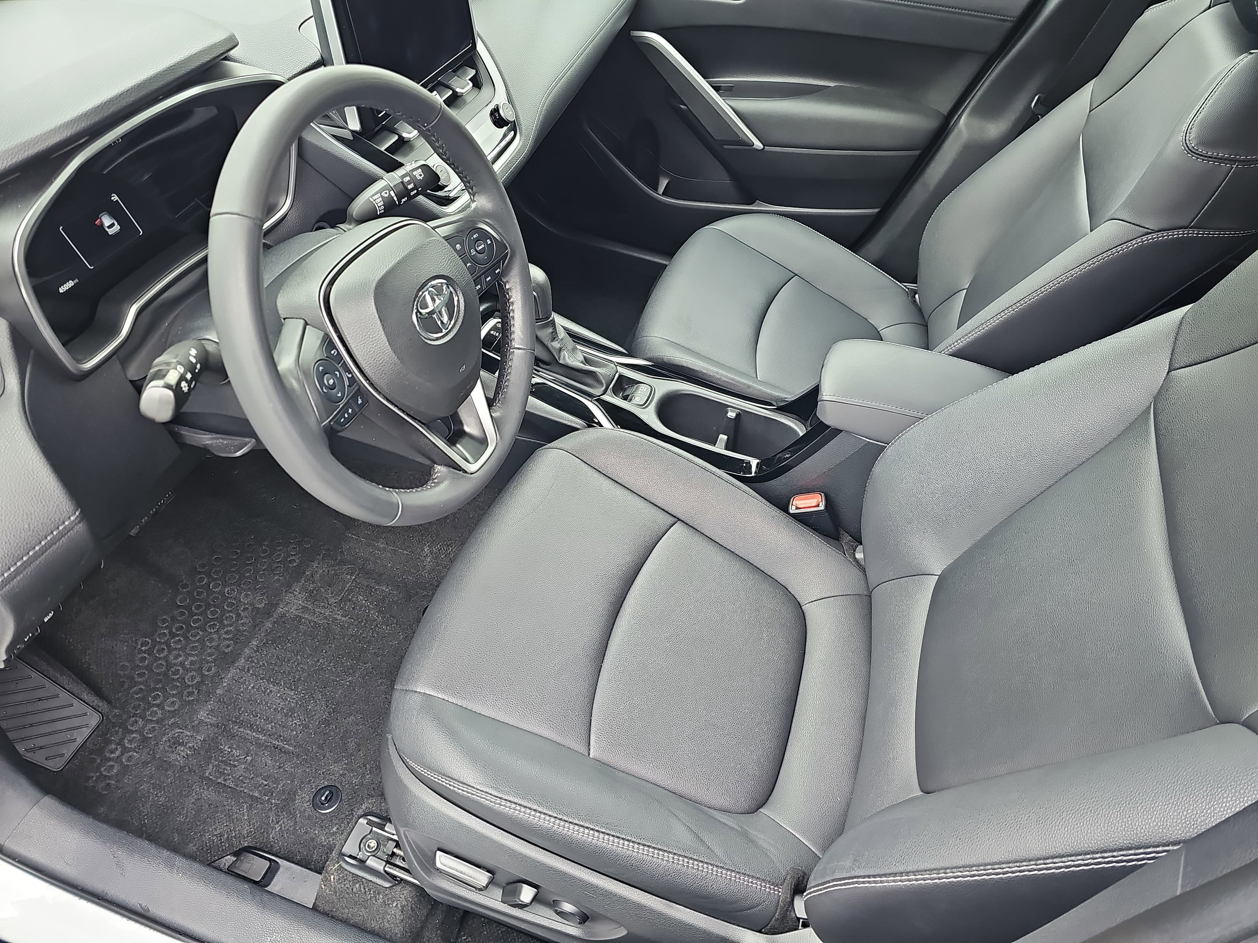 2023 Toyota Corolla Cross XLE 4WD
