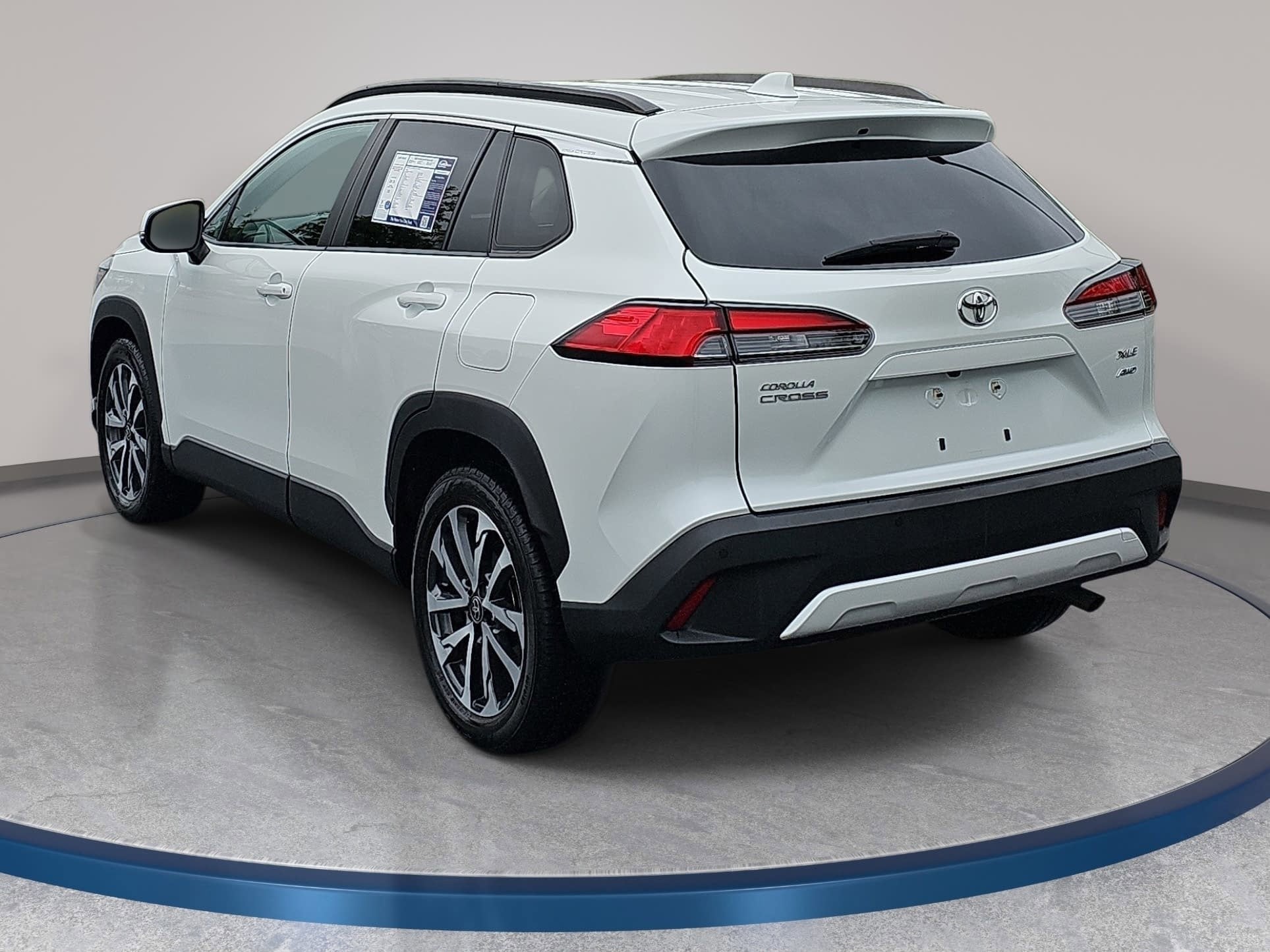 2023 Toyota Corolla Cross XLE 4WD