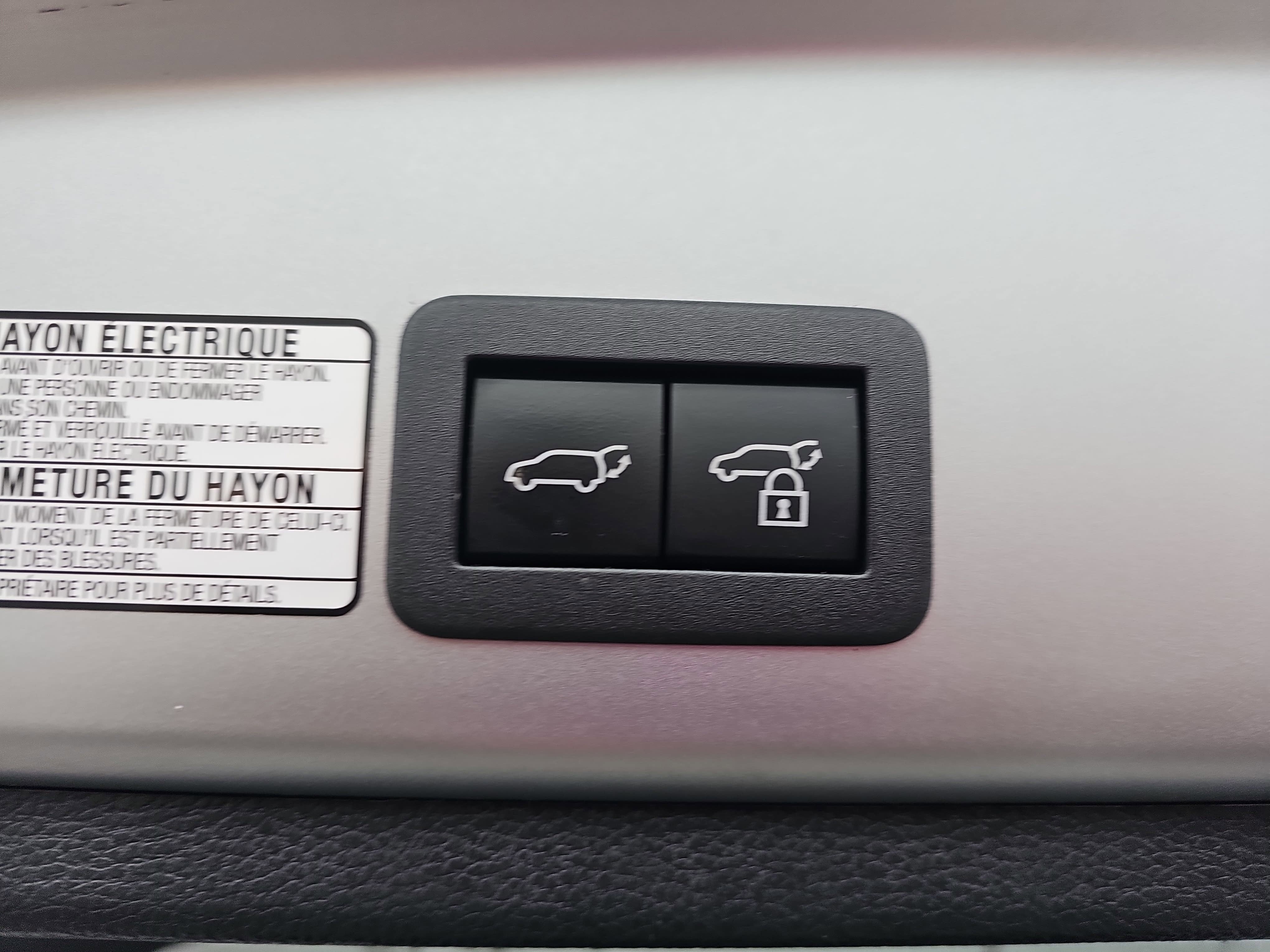 2022 Toyota Corolla Cross XLE 4WD