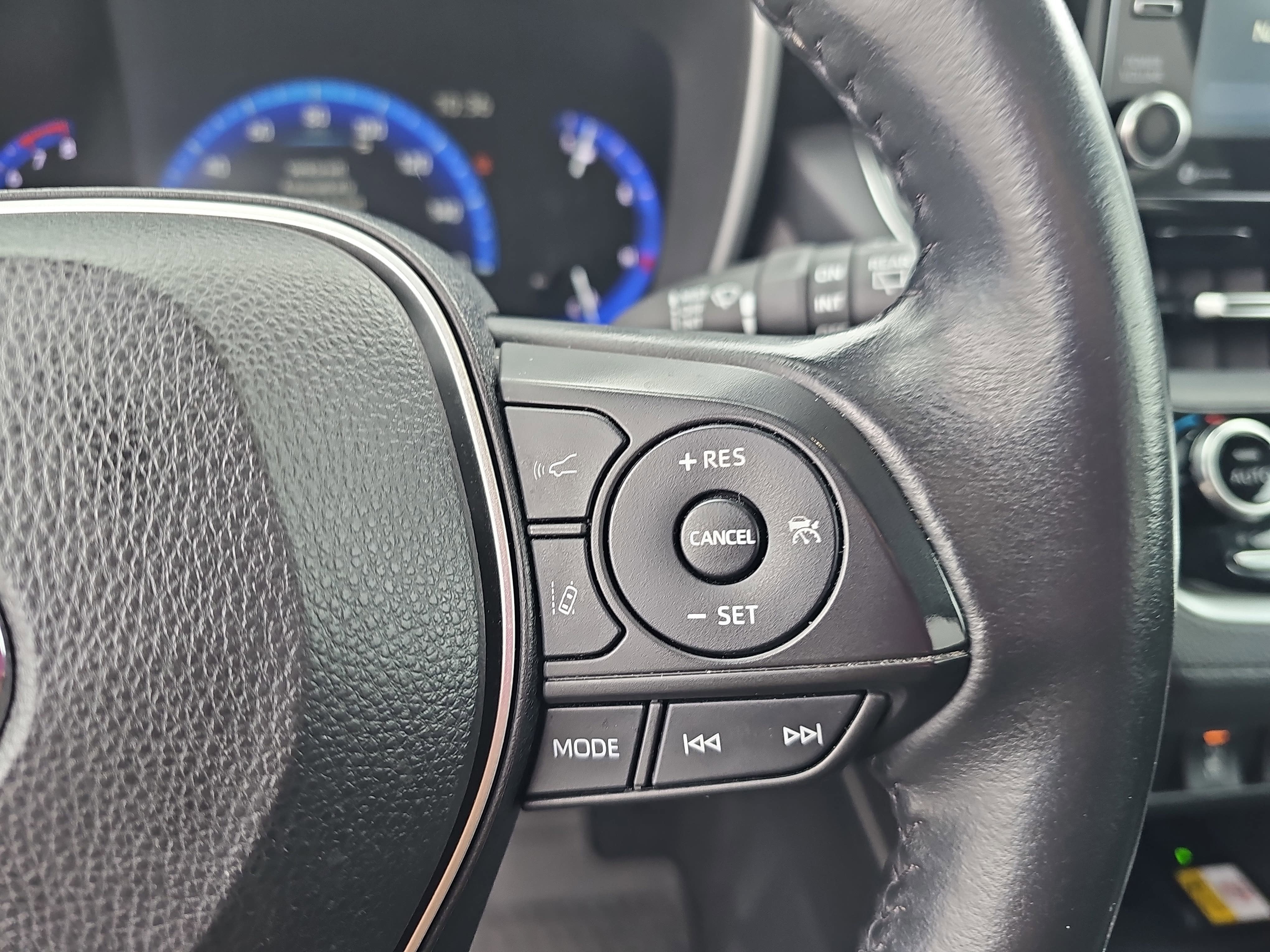 2022 Toyota Corolla Cross XLE 4WD