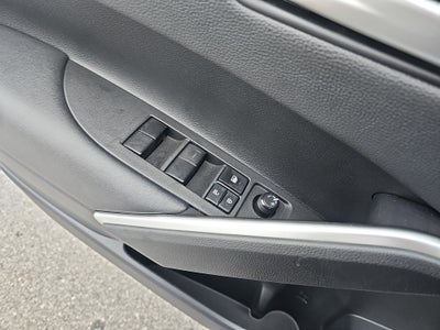 2022 Toyota Corolla Cross XLE 4WD