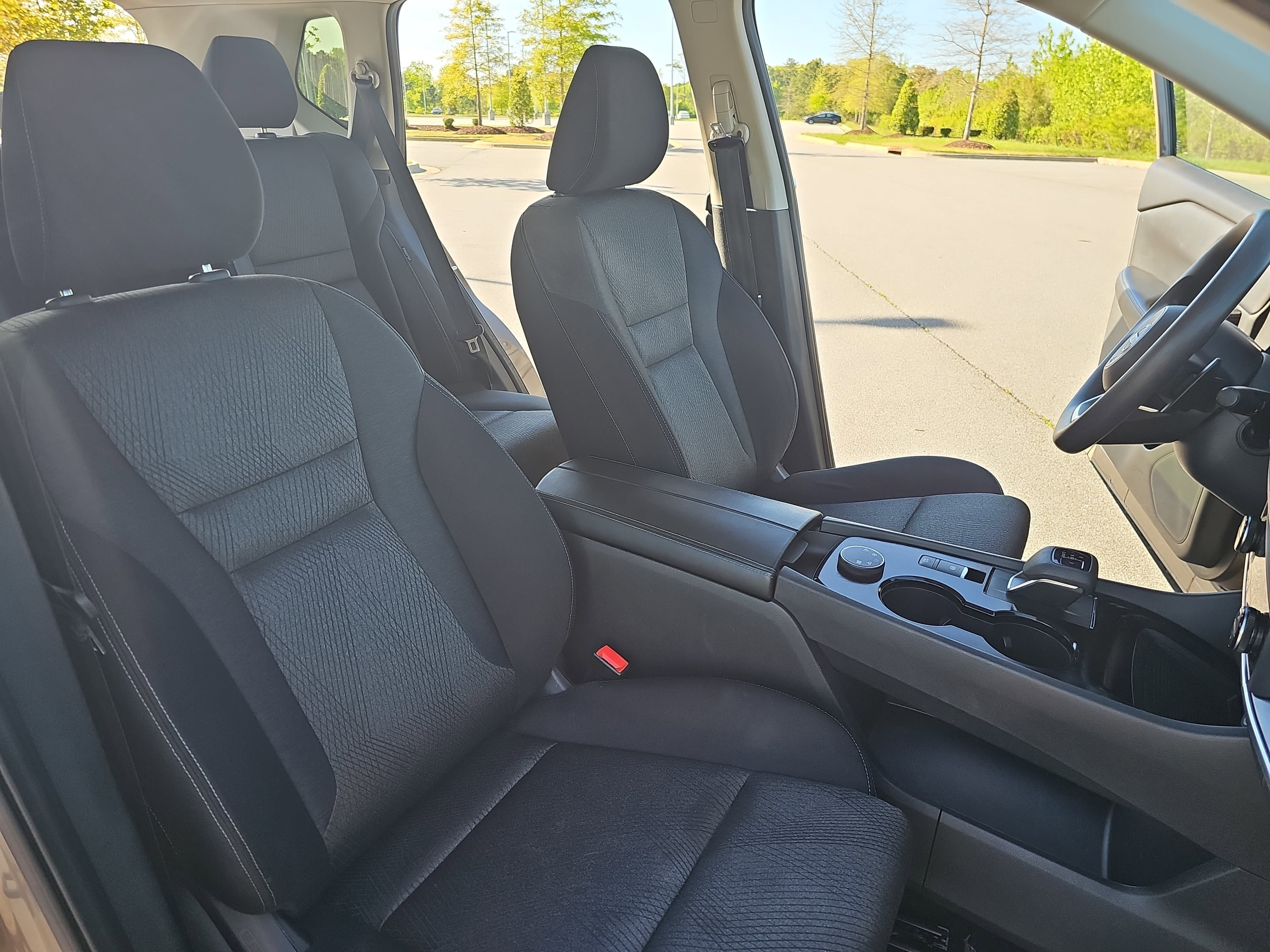 2024 Nissan Rogue AWD SV