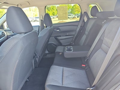 2024 Nissan Rogue AWD SV