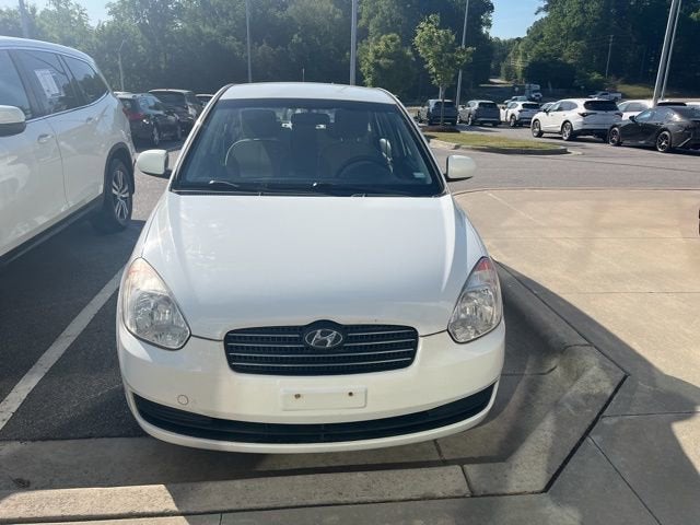 2010 Hyundai Accent 4dr Sdn Auto GLS