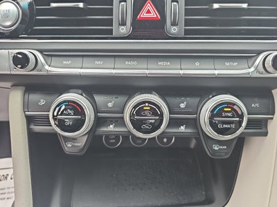 2023 Genesis G70 2.0T RWD