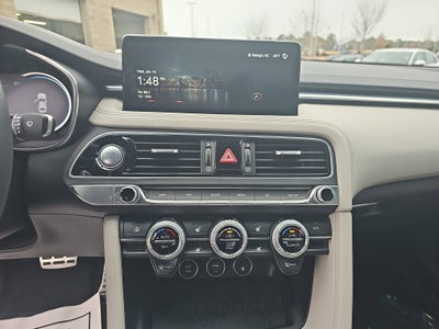 2023 Genesis G70 2.0T RWD