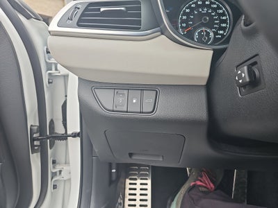 2023 Genesis G70 2.0T RWD