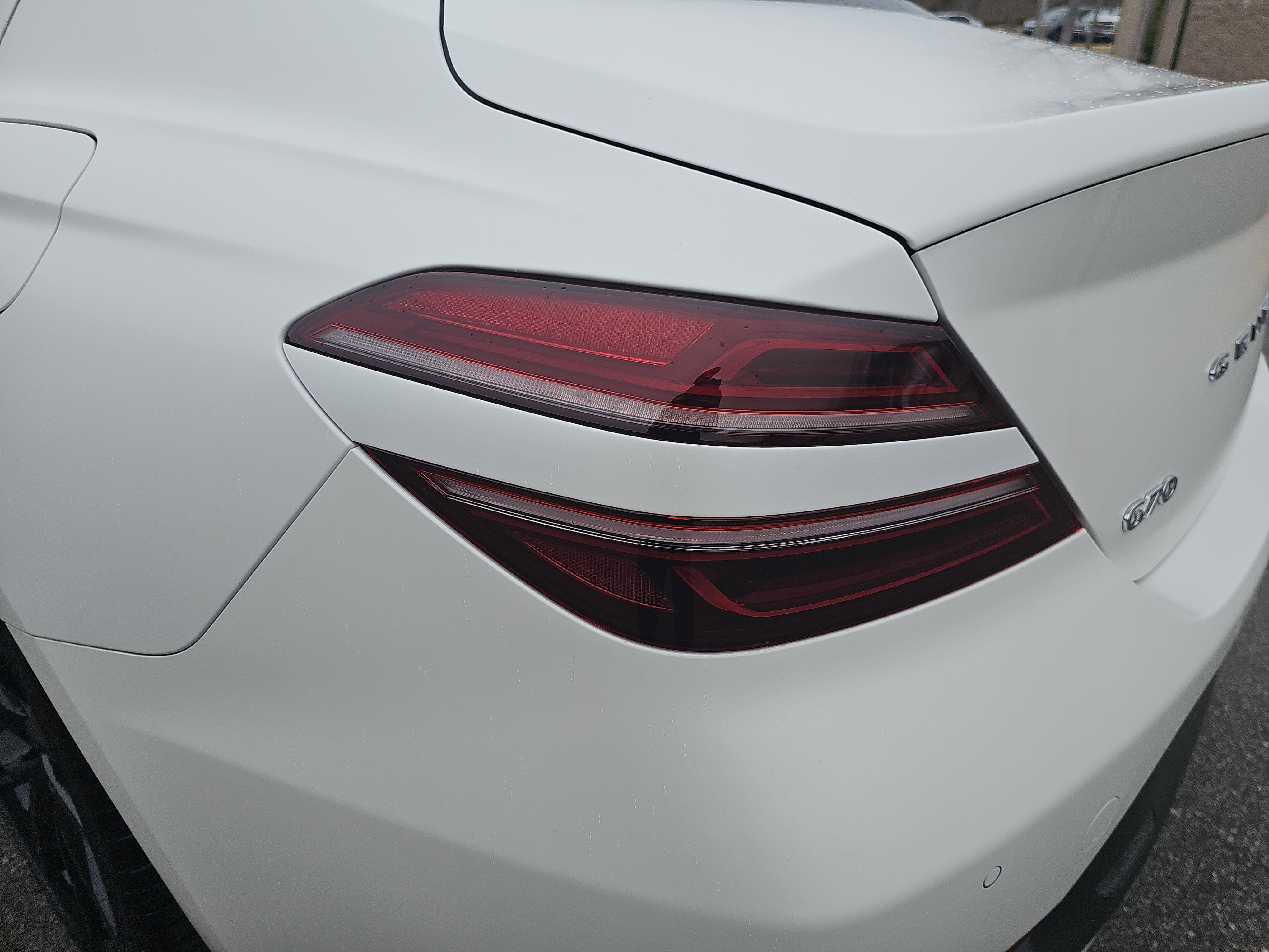 2023 Genesis G70 2.0T RWD