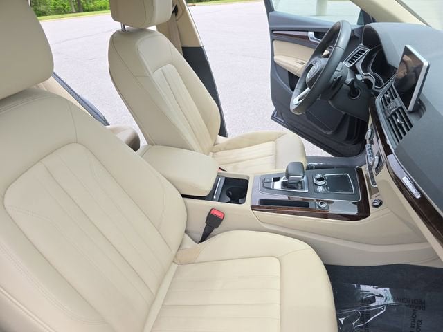 2020 Audi Q5 Premium Plus 45 TFSI quattro