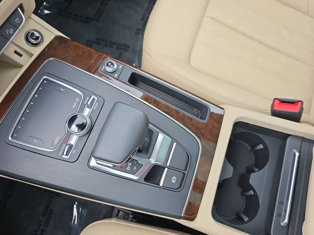 2020 Audi Q5 Premium Plus 45 TFSI quattro