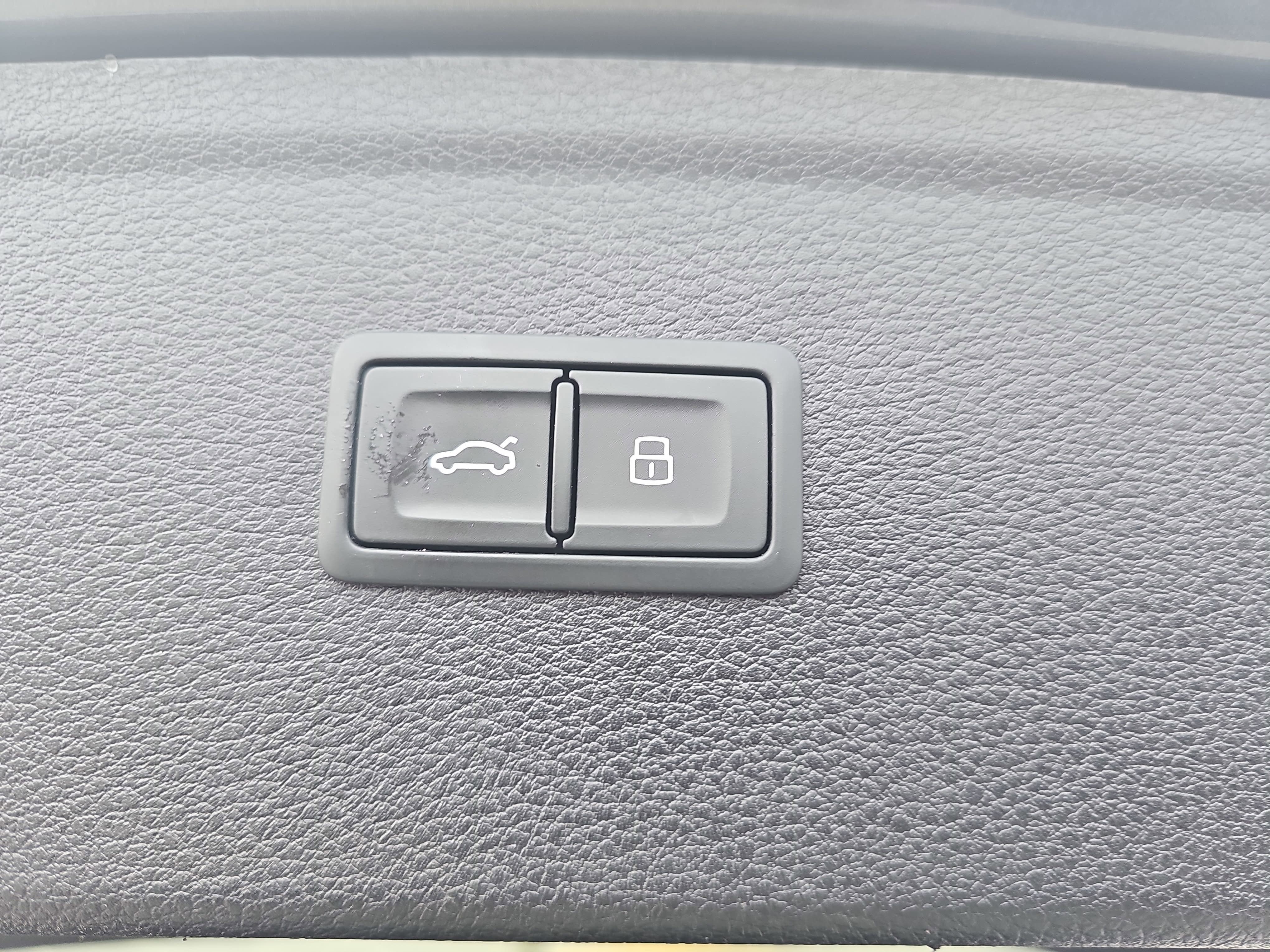 2023 Audi Q5 S line Prestige 45 TFSI quattro