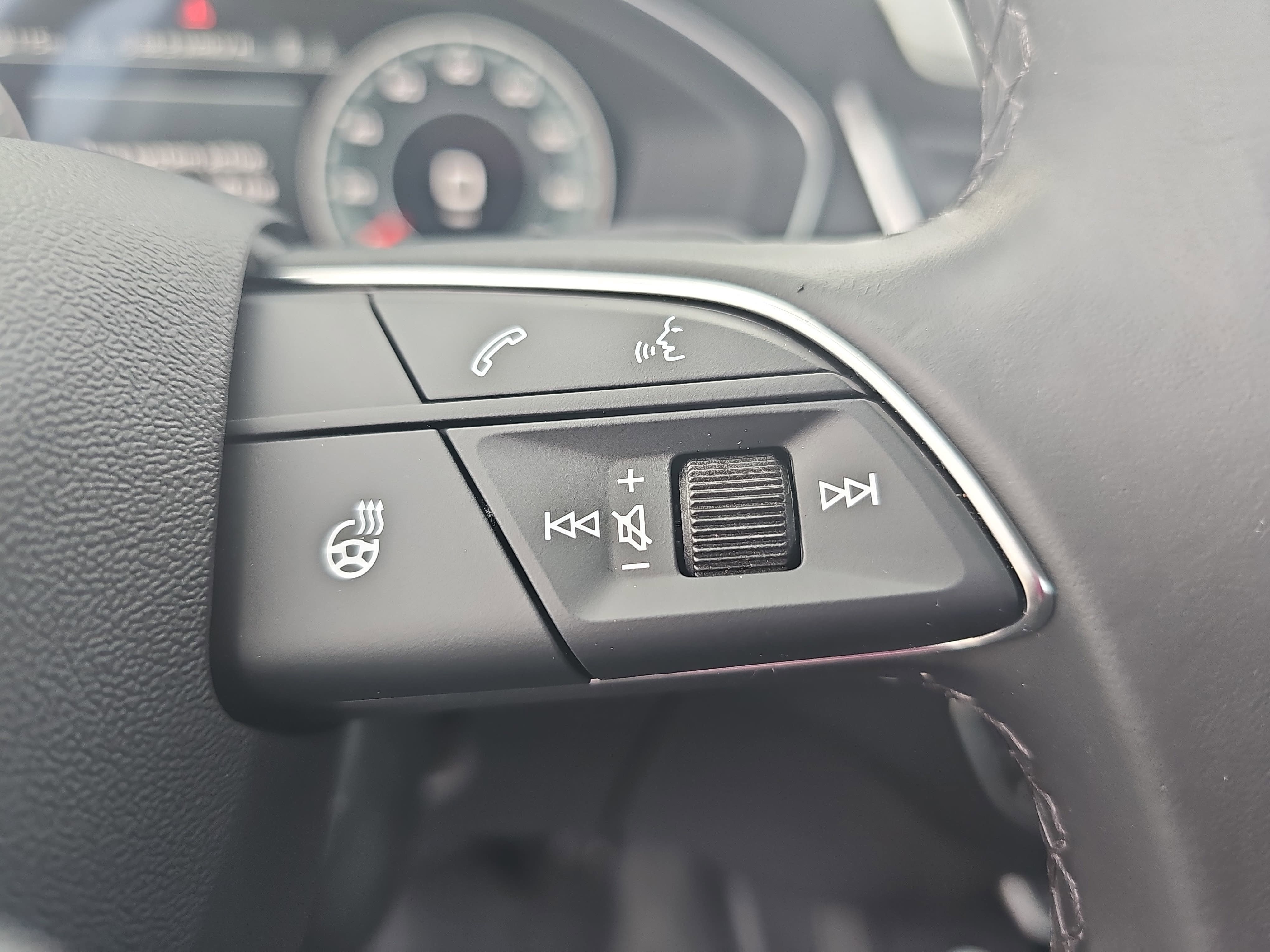 2023 Audi Q5 S line Prestige 45 TFSI quattro