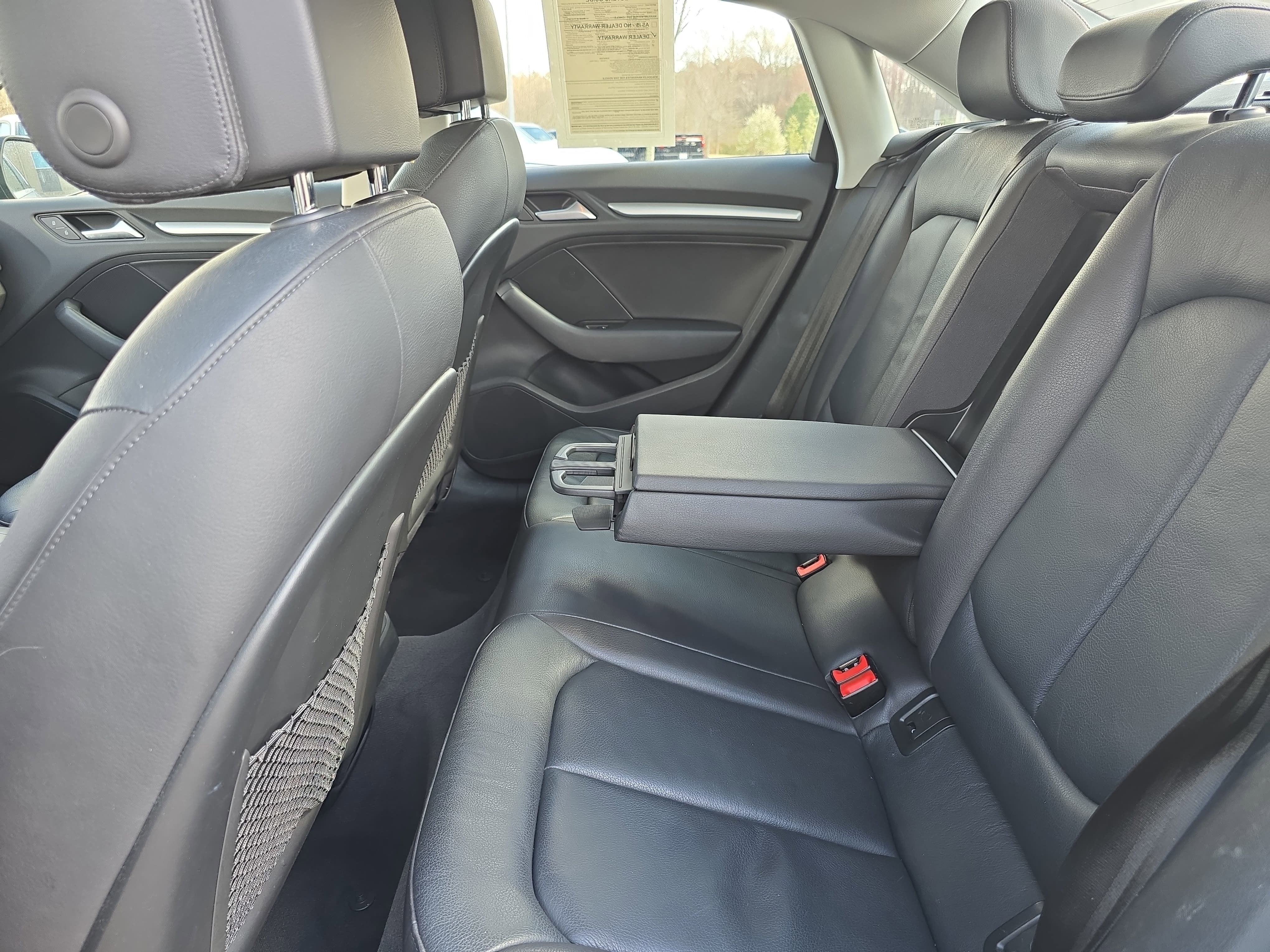 2015 Audi A3 4dr Sdn quattro 2.0T Premium