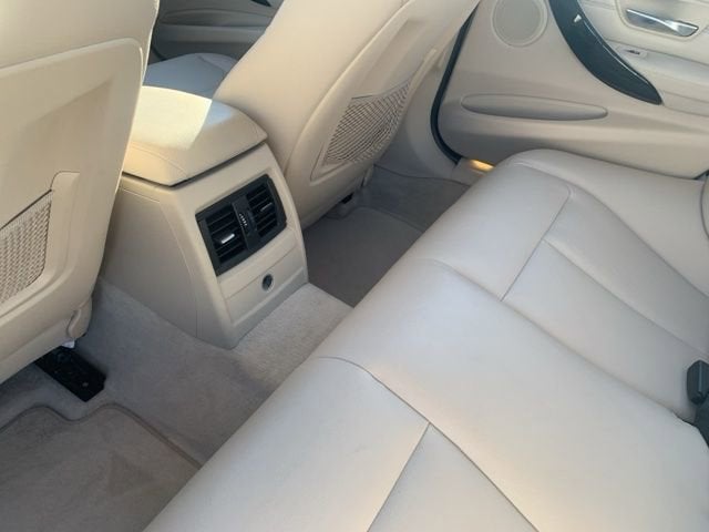 2013 BMW 3 Series 4dr Sdn 328i RWD